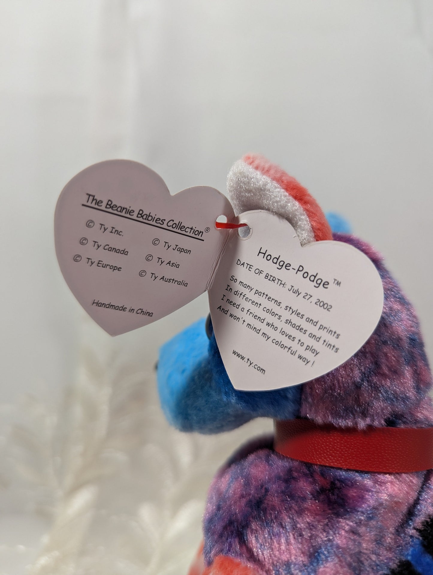 TY Beanie Baby - Hodge Podge The Dog - Red Paw version (6in) - Vintage Beanies Canada