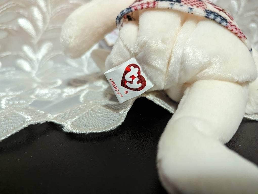 Ty Beanie Baby - Libert-e The White USA Teddy Bear With American Vest (9in) - Vintage Beanies Canada