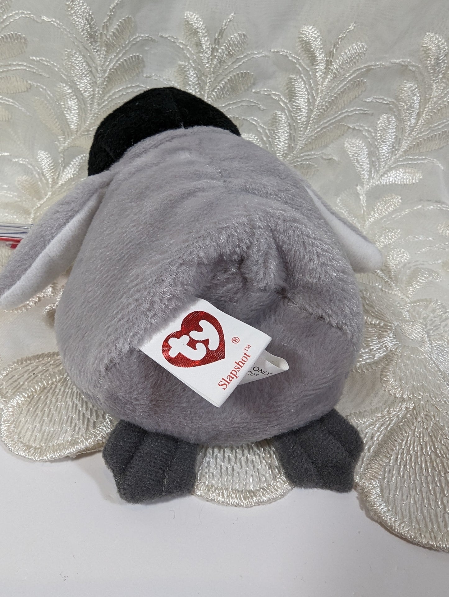 Ty Beanie Baby - Slapshot The Penguin (5 in) - Vintage Beanies Canada