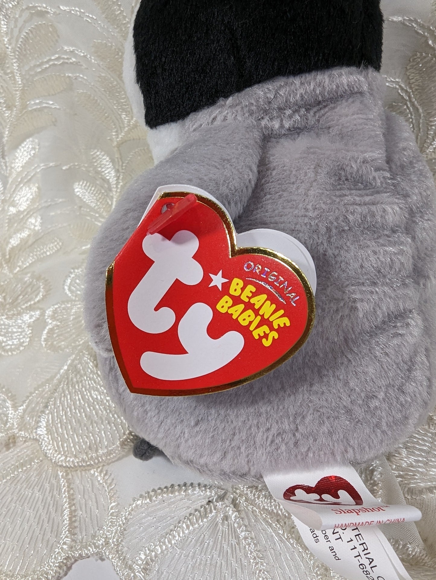 Ty Beanie Baby - Slapshot The Penguin (5 in) - Vintage Beanies Canada