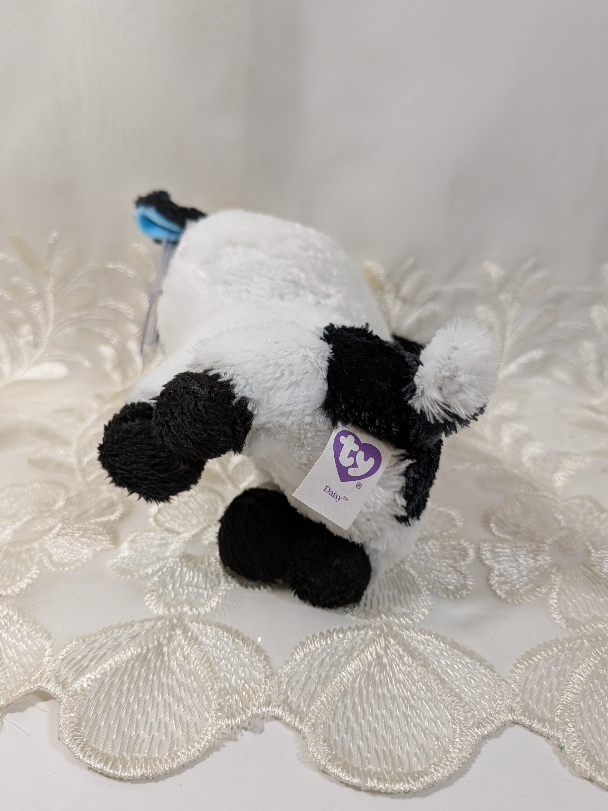 Ty Beanie Boo - Daisy the Cow (6in) *Rare* First Generation, Purple Tag - Vintage Beanies Canada