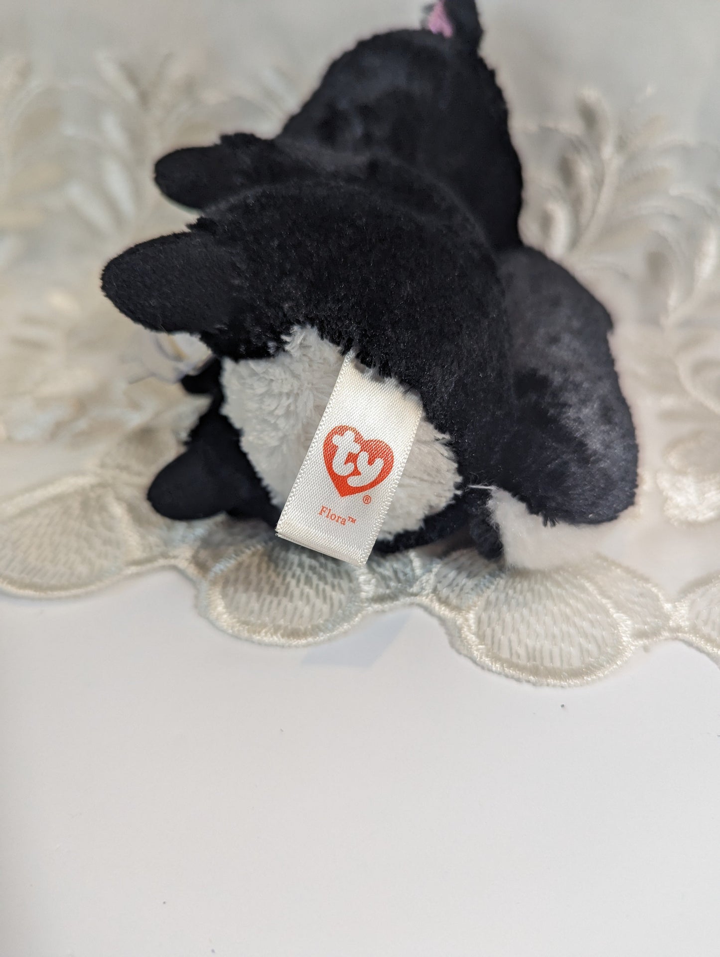 Ty Beanie Boo - Flora The Skunk (6in) Scuffed Eyes - Vintage Beanies Canada