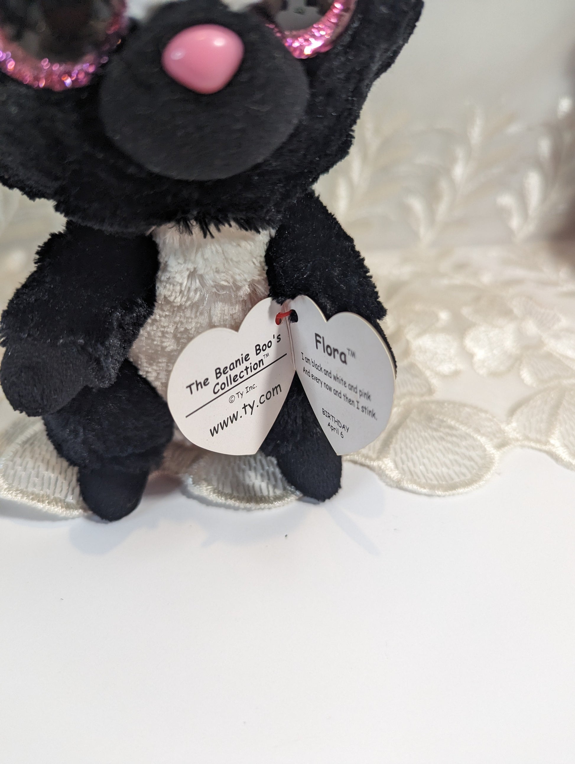 Ty Beanie Boo - Flora The Skunk (6in) Scuffed Eyes - Vintage Beanies Canada