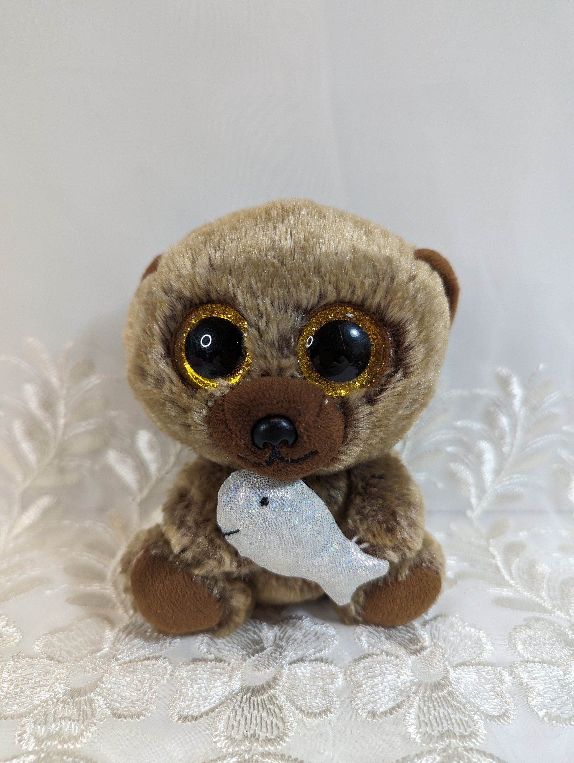 Ty Beanie Boo - Henry the Bear Holding Fish (6 in) Canada Exclusive *Rare* No Tag - Vintage Beanies Canada