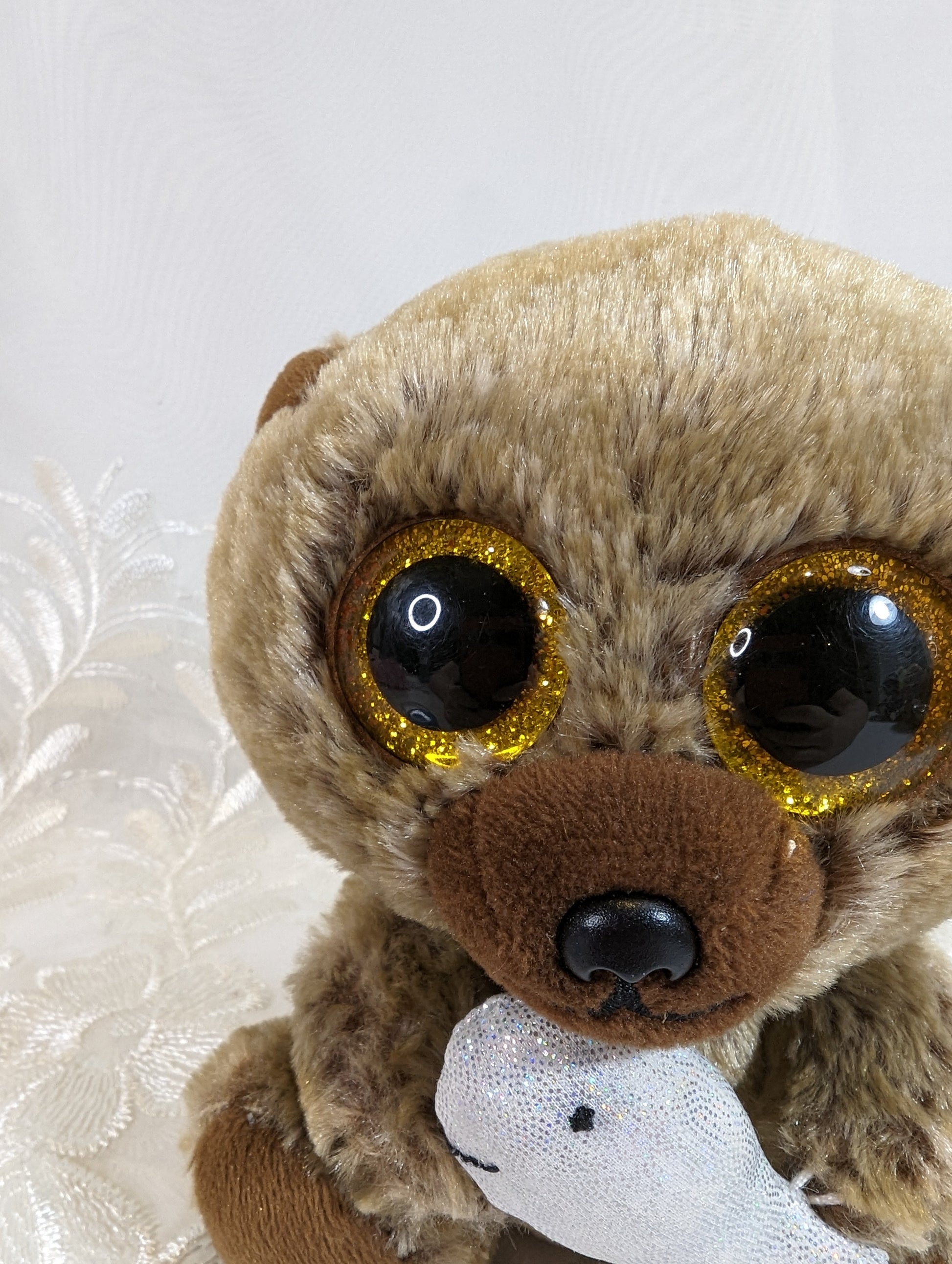 Ty Beanie Boo - Henry the Bear Holding Fish (6 in) Canada Exclusive *Rare* No Tag - Vintage Beanies Canada