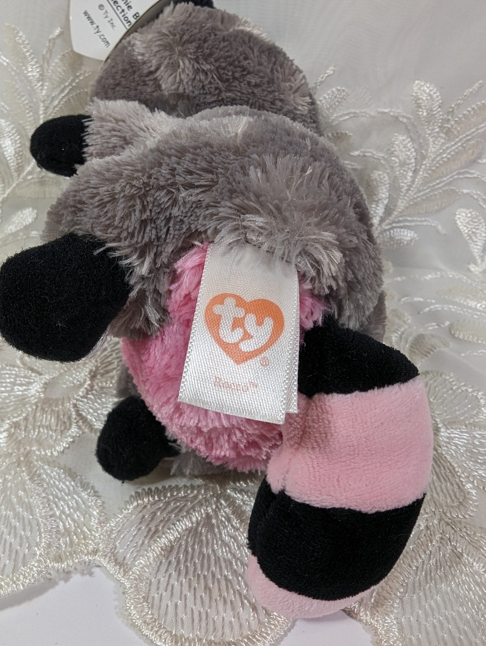 Ty Beanie Boo - Rocco The Raccoon (6in) - Vintage Beanies Canada