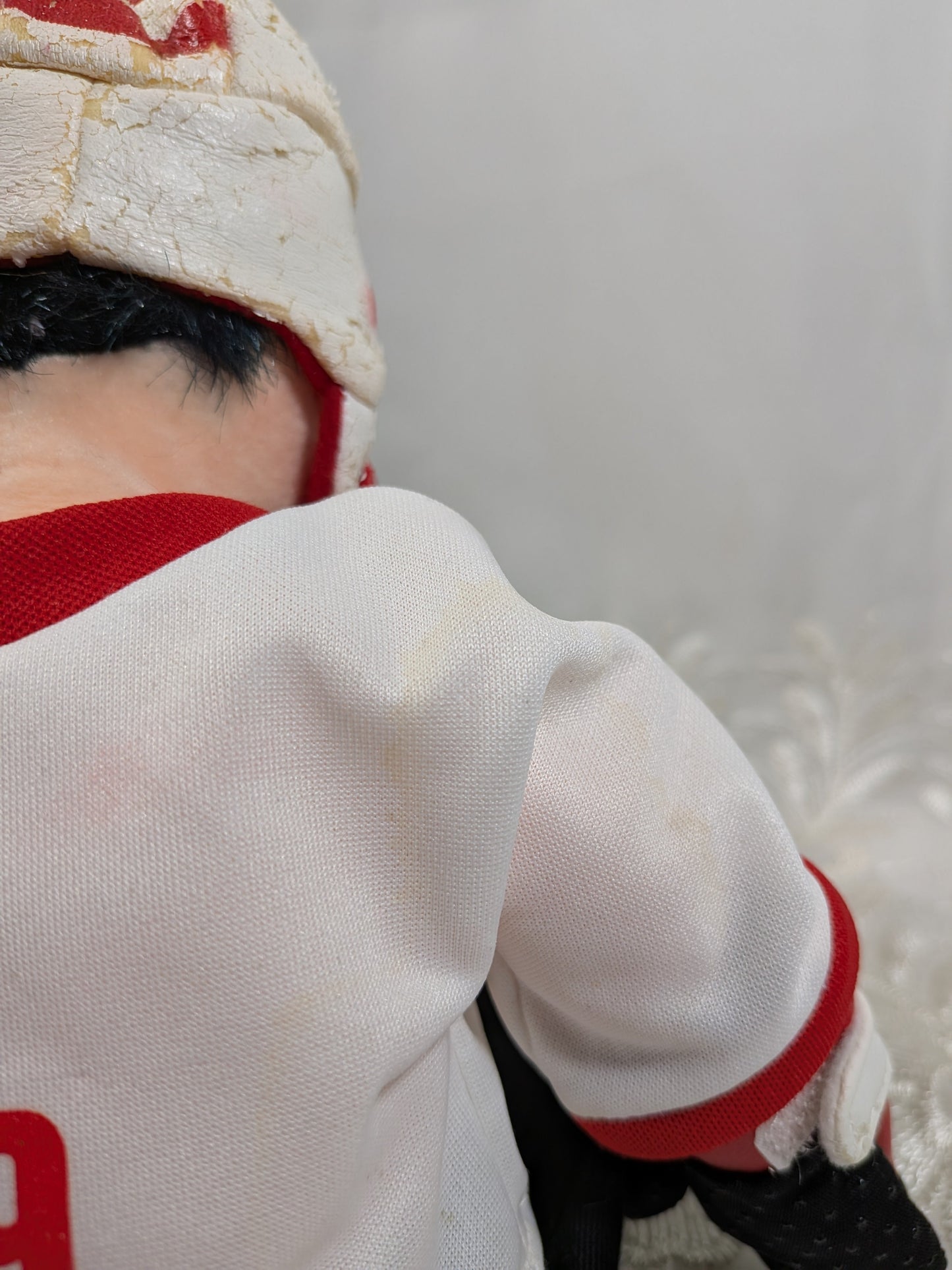 Ty Beanie Boppers - Hat - trick Hunter The Boy Hockey Player Doll (12 in) Pre - Owned Condition - Vintage Beanies Canada
