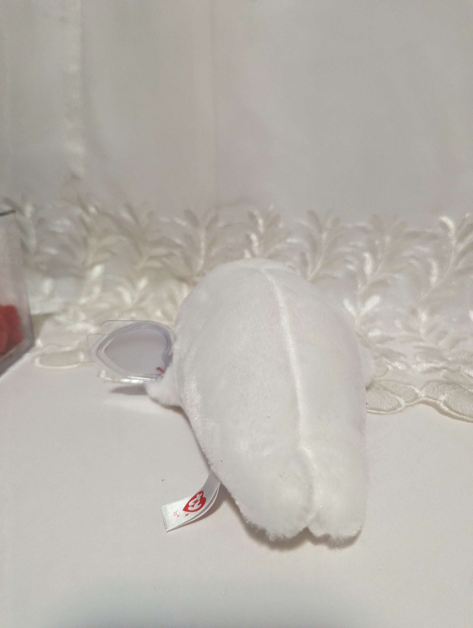 Ty Beanie Boo - Icy The White Seal (6in) - Vintage Beanies Canada