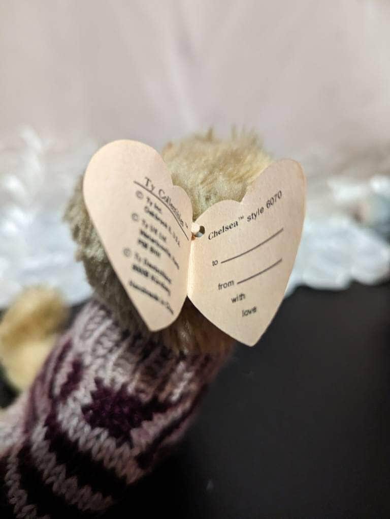 TY Attic Treasure Collection - Chelsea The Bear With Sweater (8.5in) - Vintage Beanies Canada