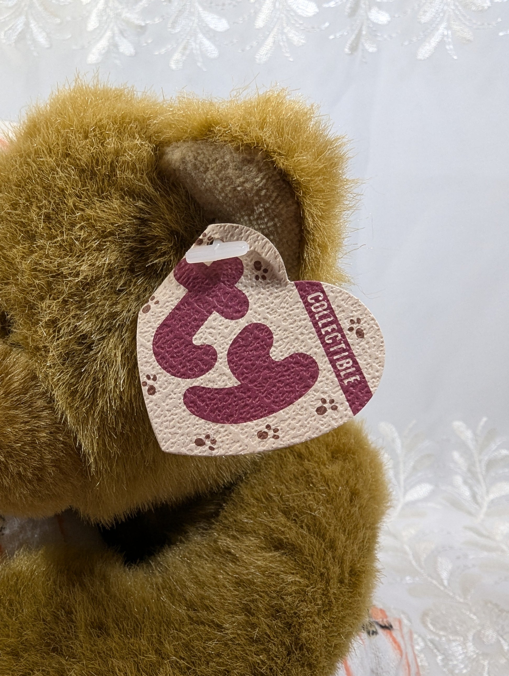 Ty Attic Treasure Collection - Precious The Bear Holding A Pillow (11in) - Vintage Beanies Canada