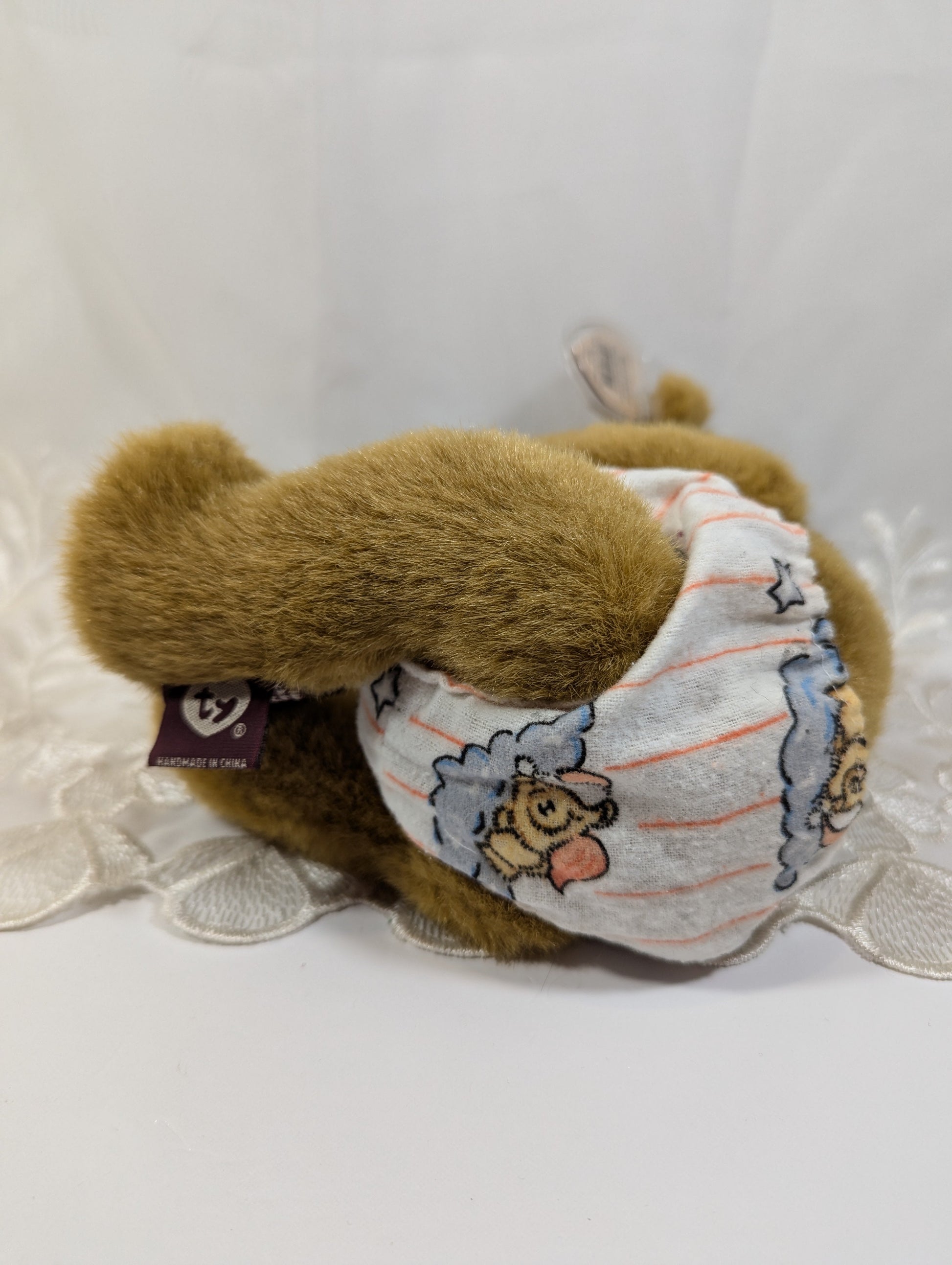 Ty Attic Treasure Collection - Precious The Bear Holding A Pillow (11in) - Vintage Beanies Canada