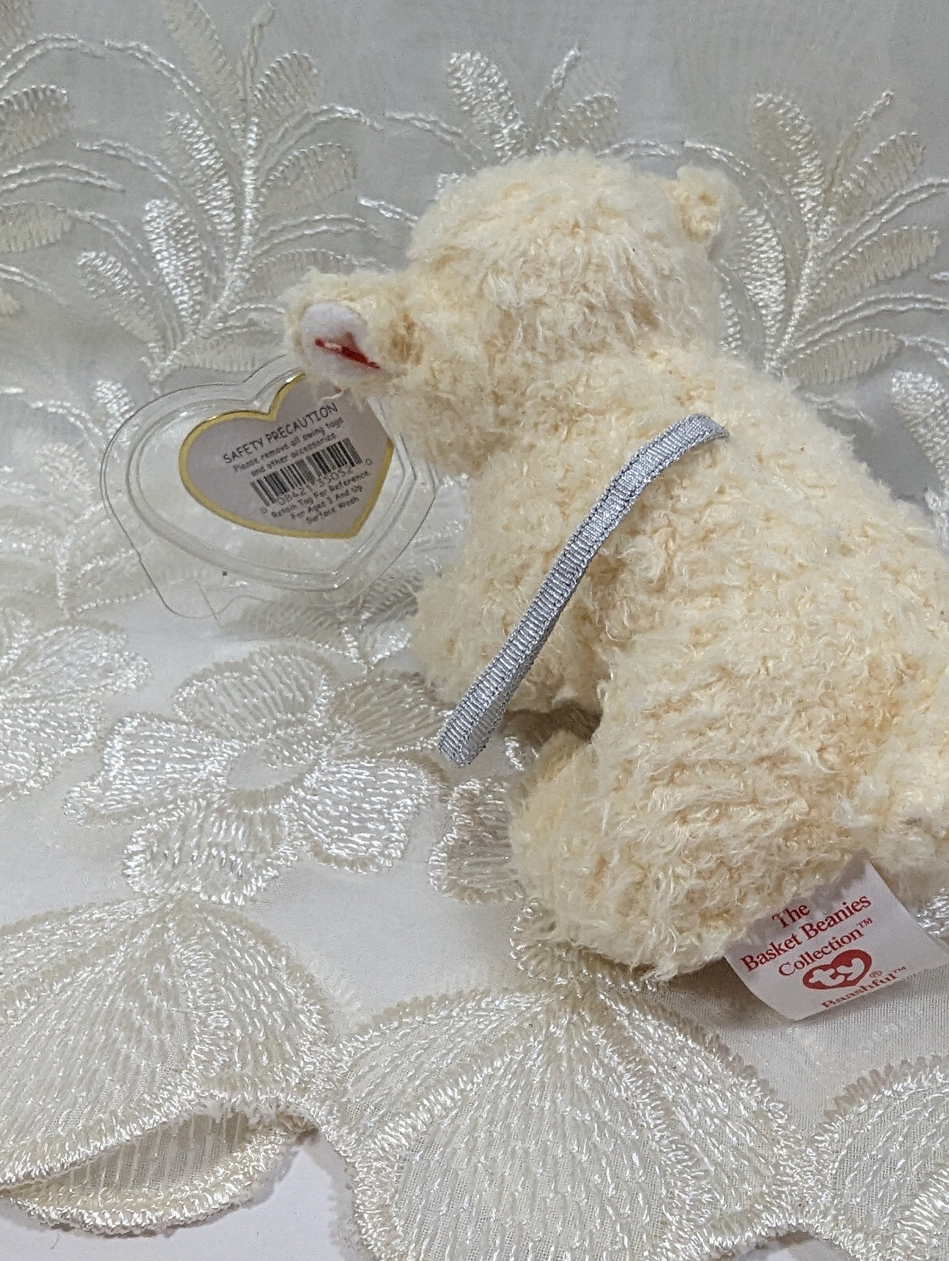Ty Basket Beanies - Baashful The Lamb (5in) - Vintage Beanies Canada