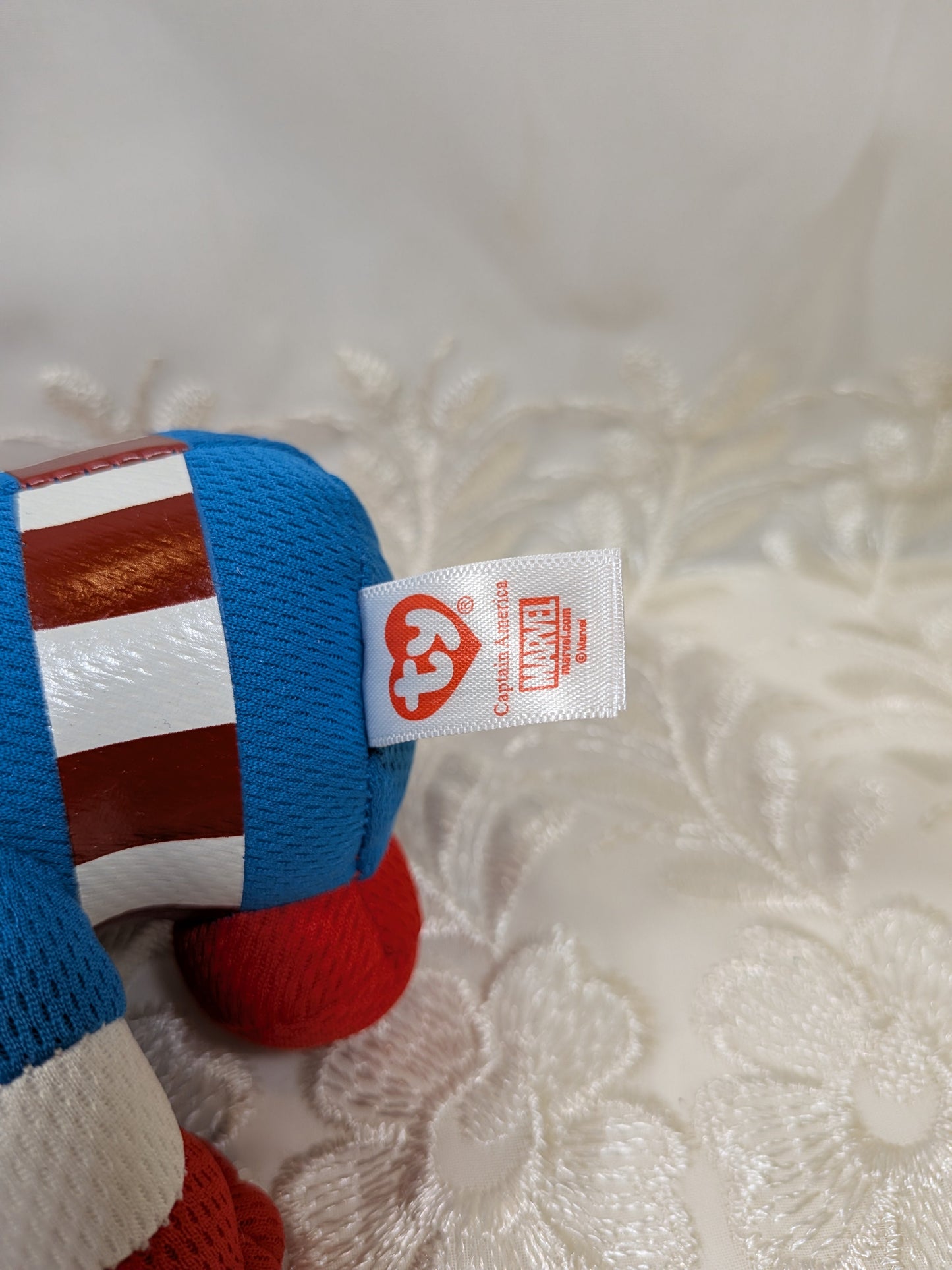 Ty Beanie Baby - Captain America from Marvel (6in) - Vintage Beanies Canada