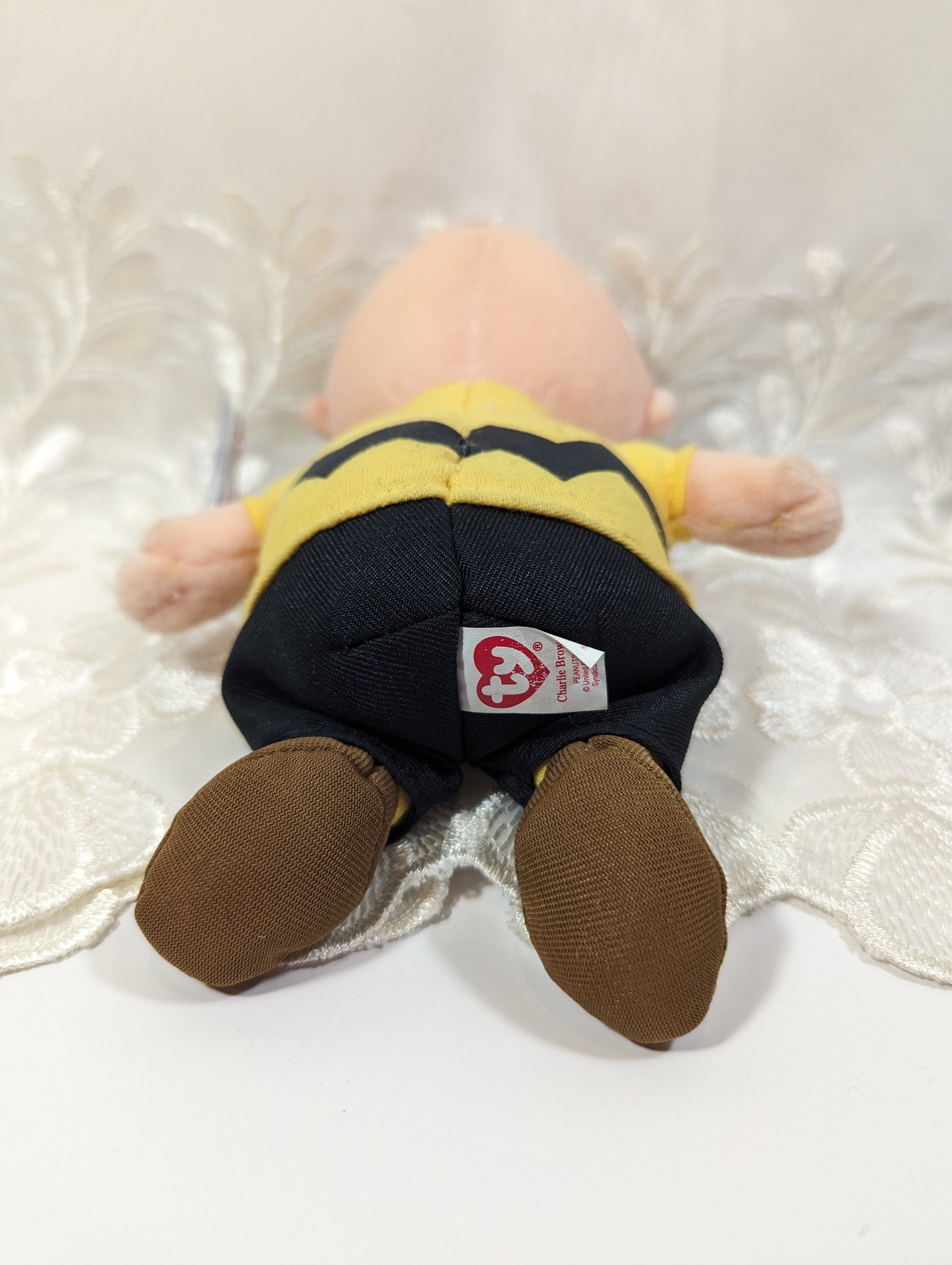 Ty Beanie Baby - Charlie Brown From The Peanuts (7in) Creased Tag, No Sound - Vintage Beanies Canada