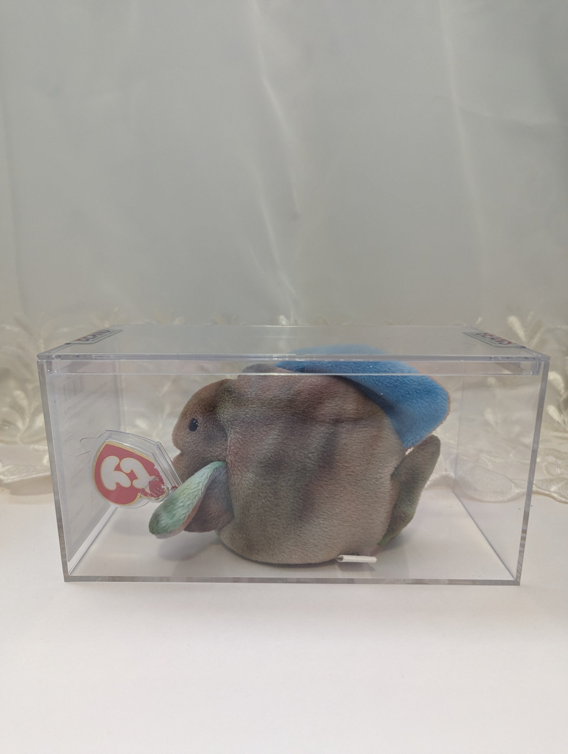 Ty Beanie Baby - Coral The Fish (5in) AUTHENTICATED Third Gen, Cool Colors *Rare* - Vintage Beanies Canada