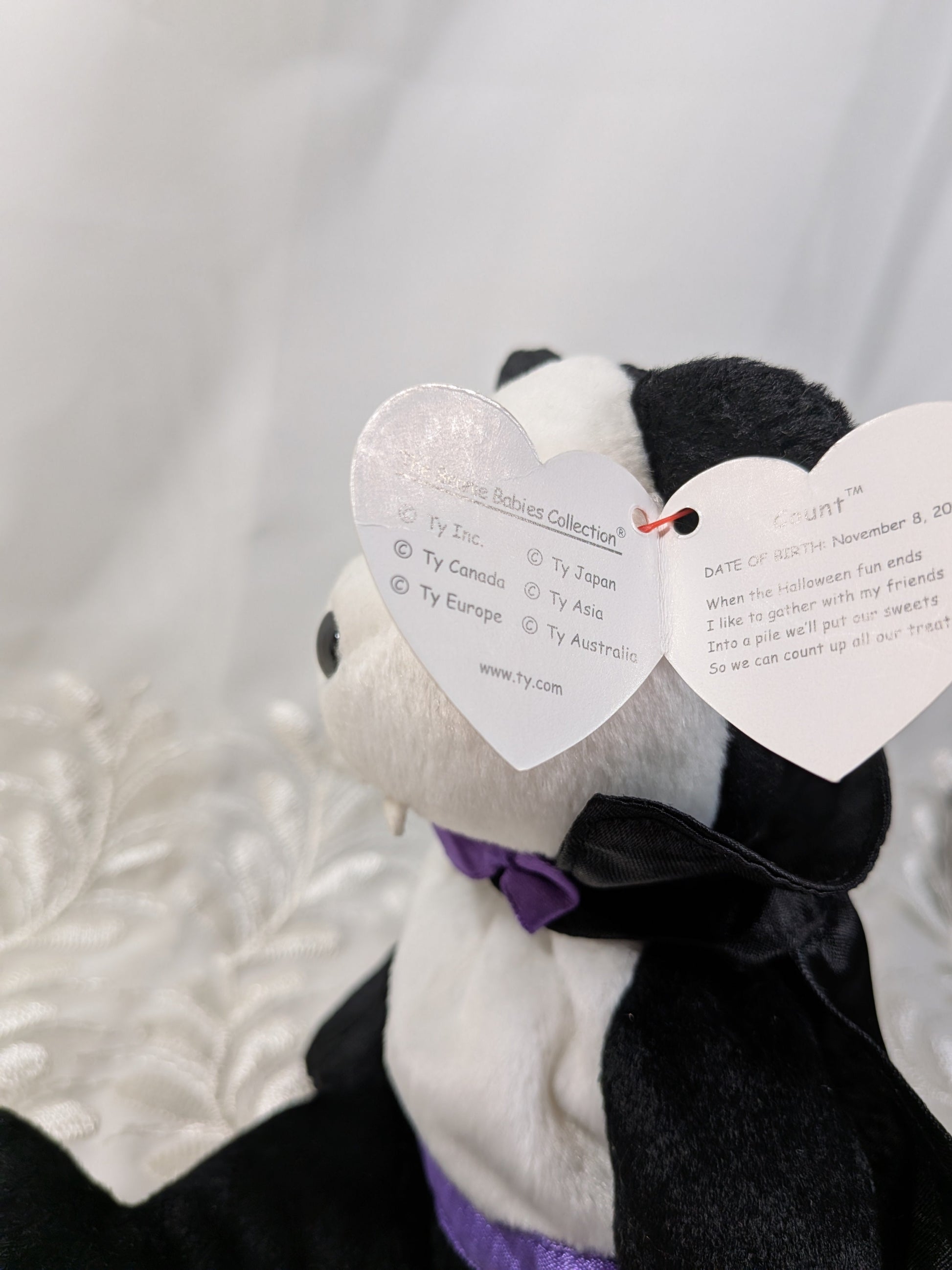 Ty Beanie Baby - Count The Vampire Bear (8.5in) Near Mint - Vintage Beanies Canada