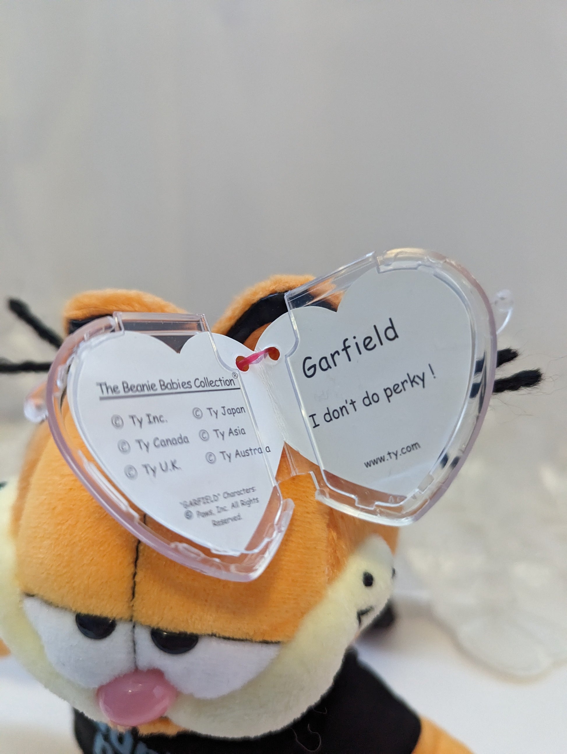 Ty Beanie Baby - Garfield With "I Don't Do Perky" Shirt On (8in) - Vintage Beanies Canada