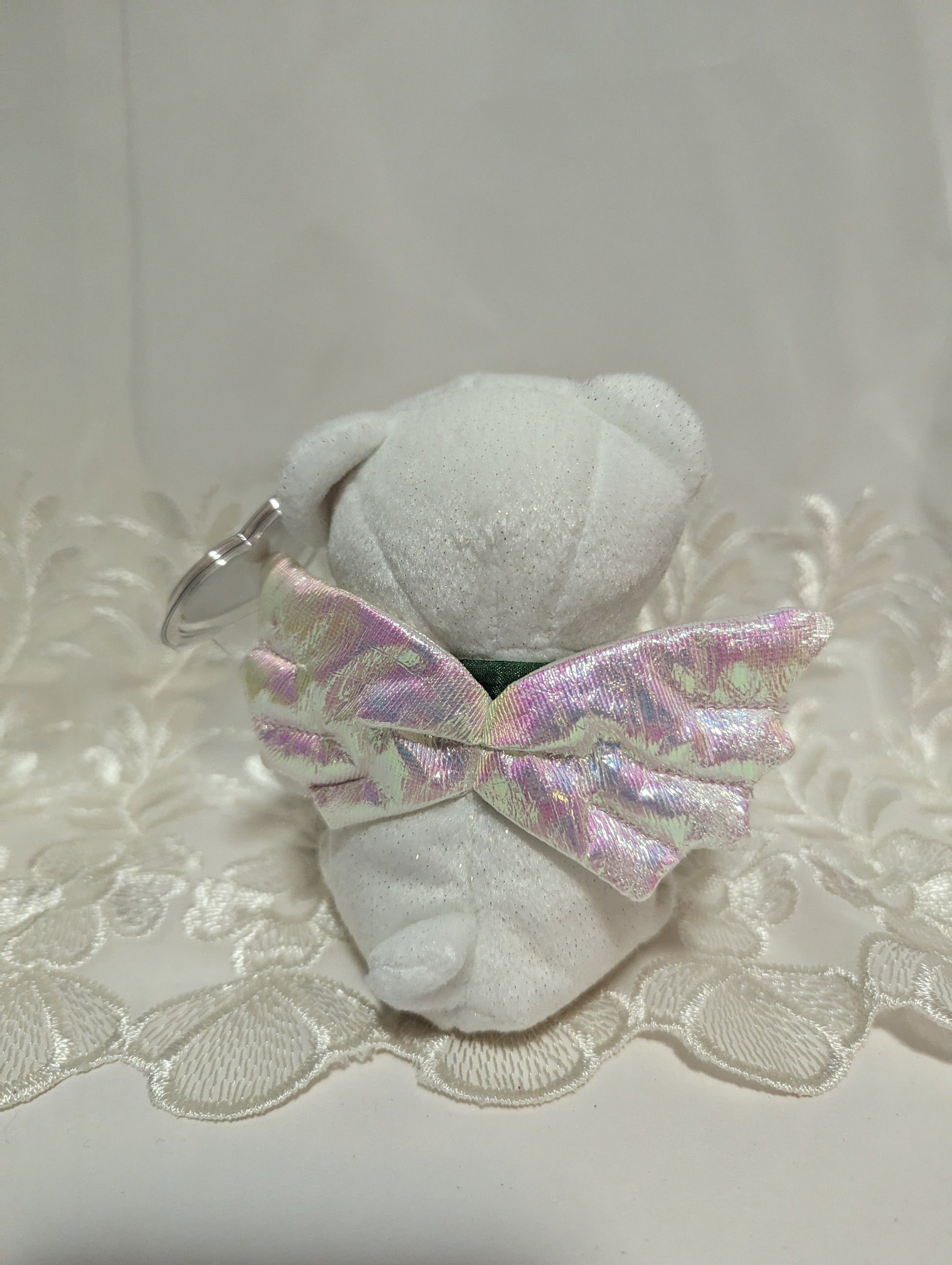 Ty Beanie Baby - Hark The White Angel Christmas Bear (7in) - Vintage Beanies Canada