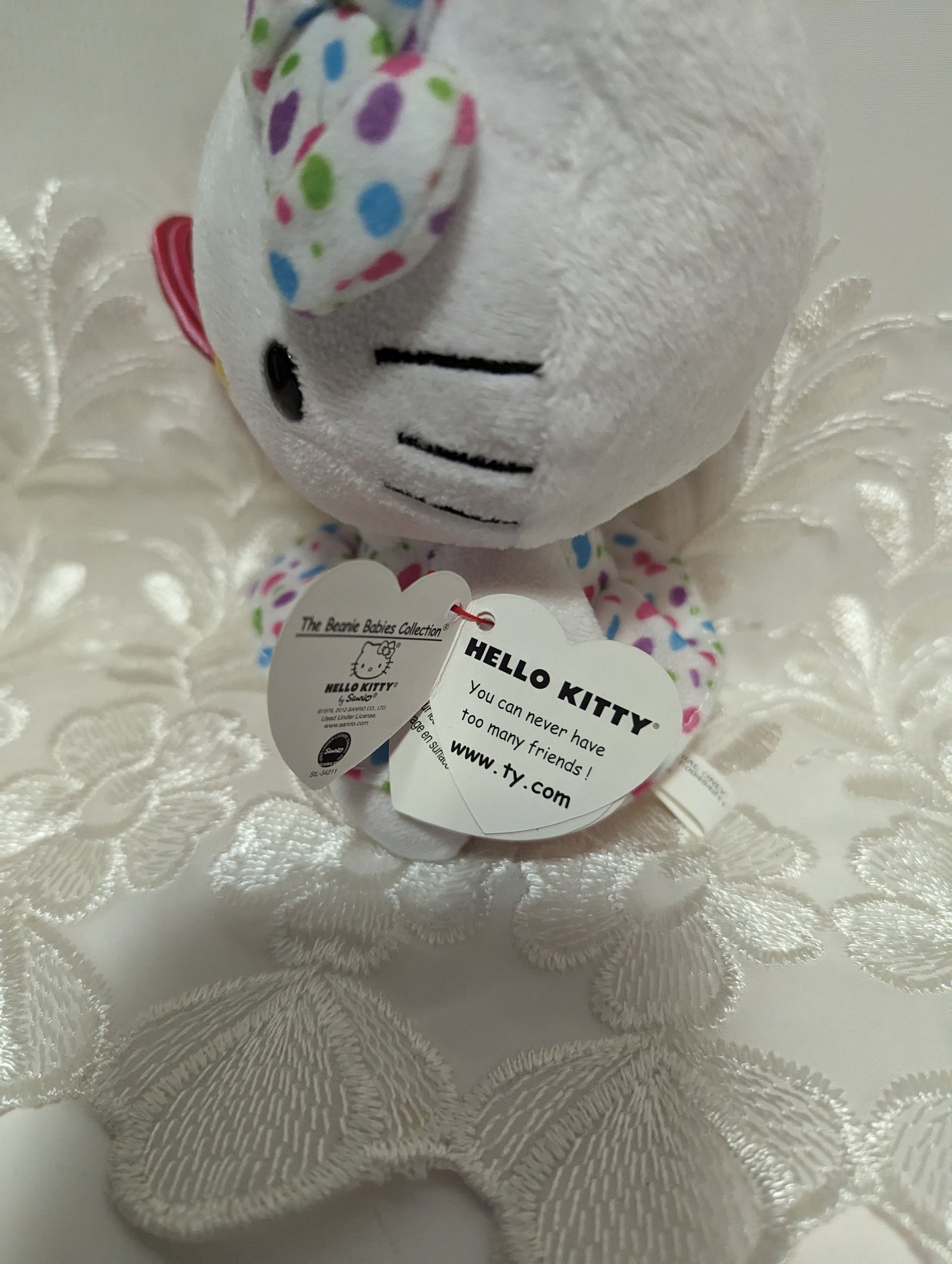 TY Beanie Baby - Hello Kitty In Polkadot Dress Holding Lollipop (6in) - Vintage Beanies Canada