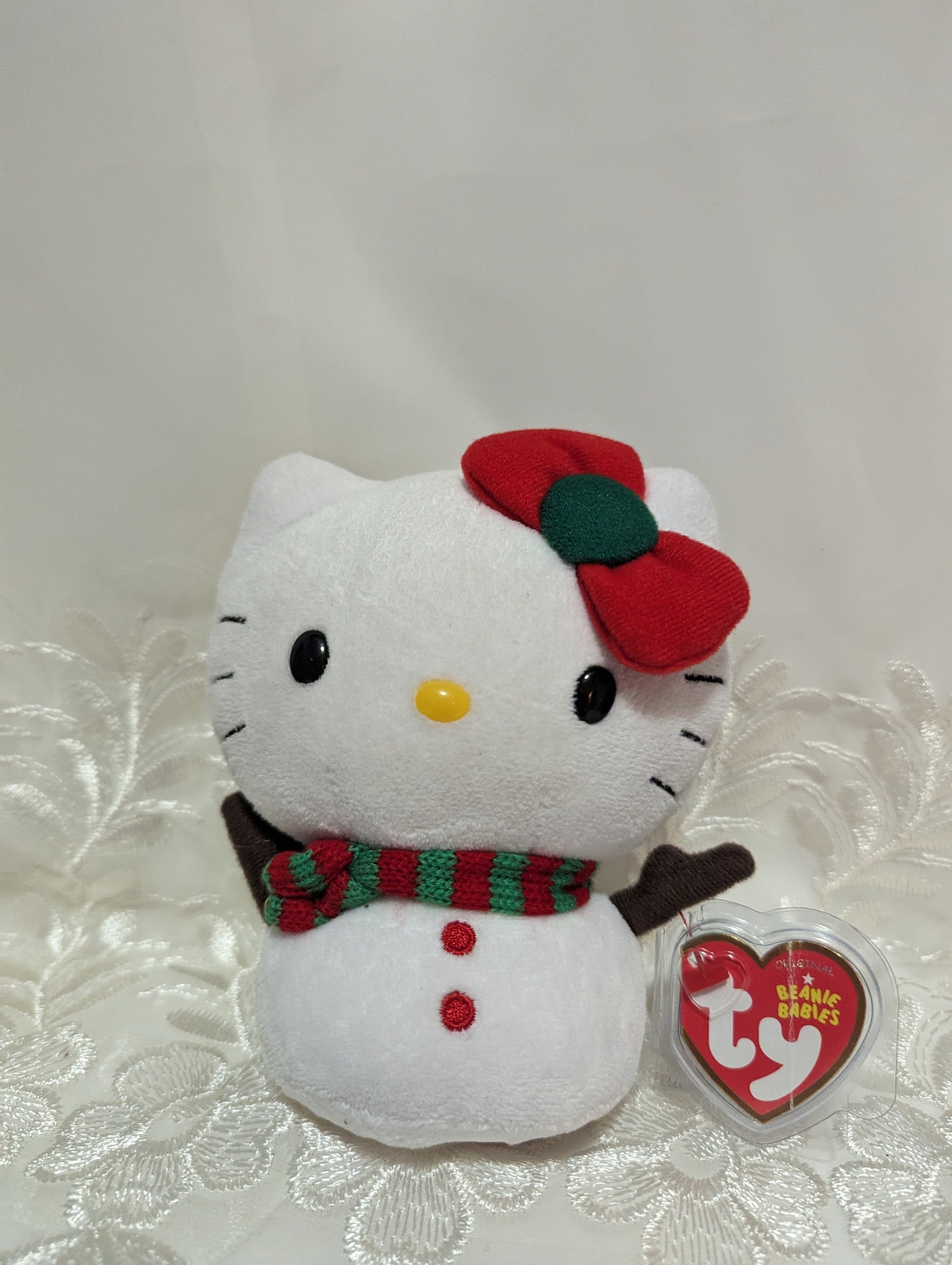 Ty Beanie Baby - Hello Kitty The Snowman (5.5 in) Creased Tag - Vintage Beanies Canada