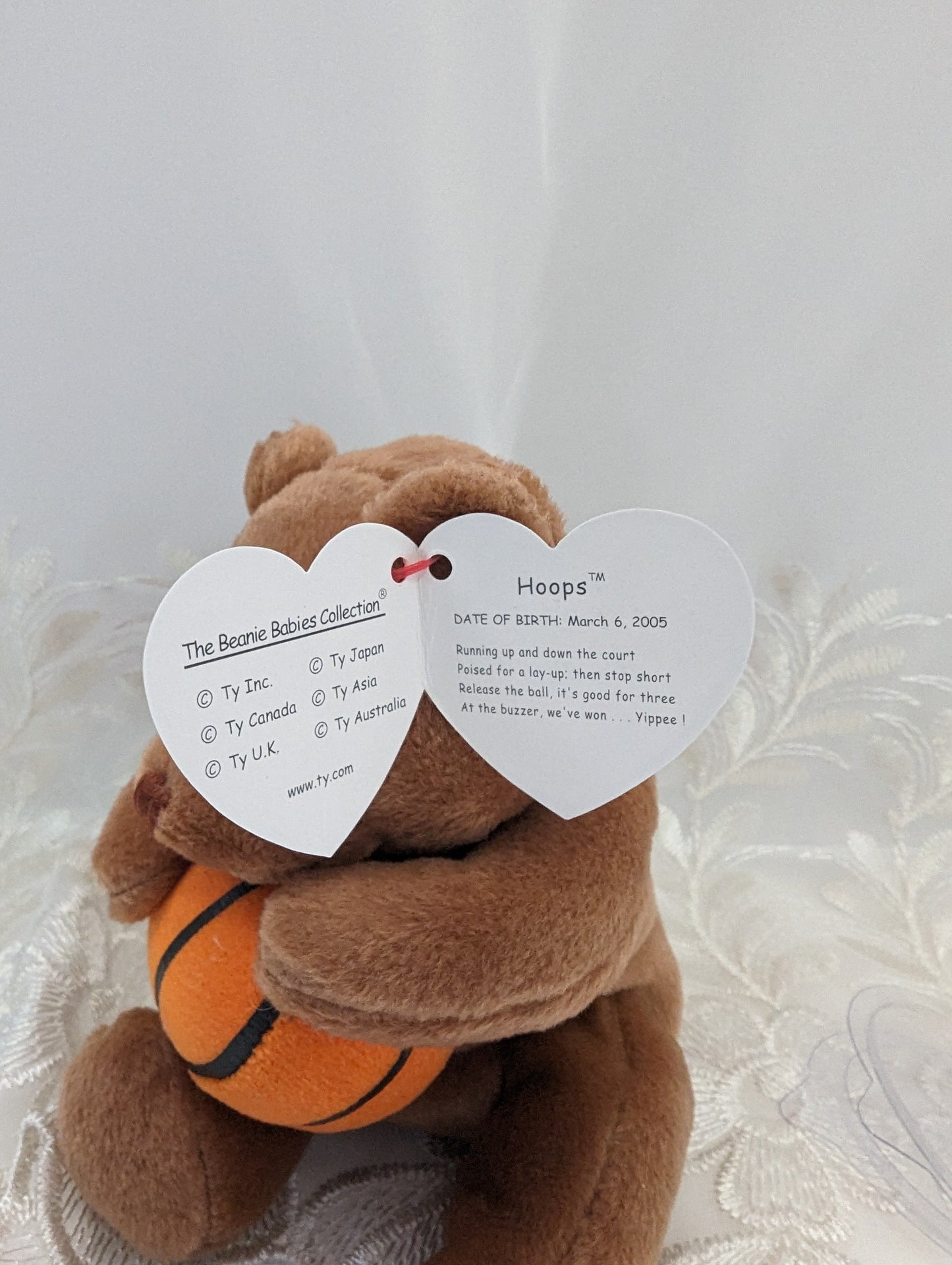 Ty Beanie Baby - Hoops The Basketball Bear (6in) - Vintage Beanies Canada