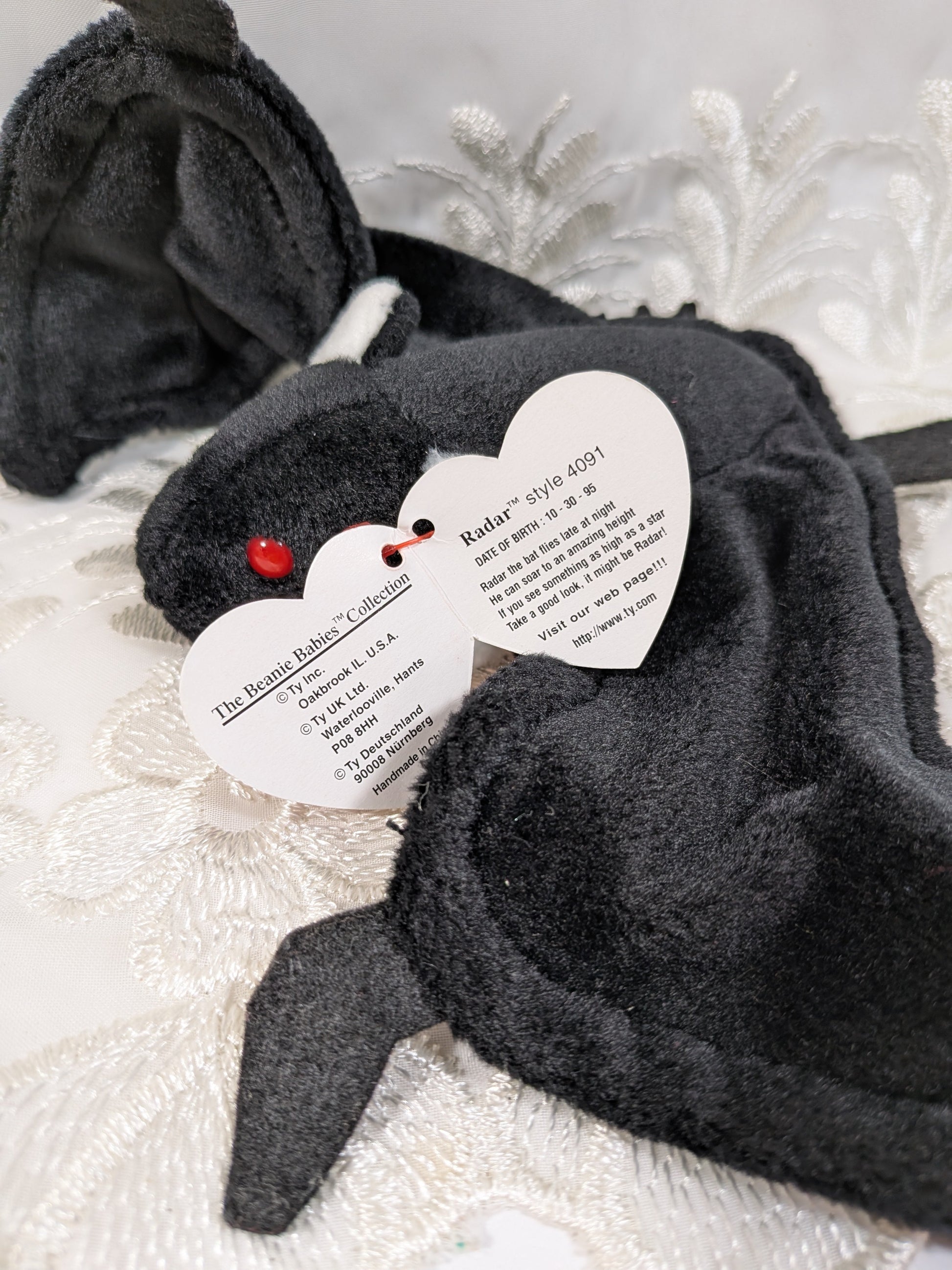 Ty Beanie Baby - Radar The Black Bat - Near Mint (10.5in) - Vintage Beanies Canada