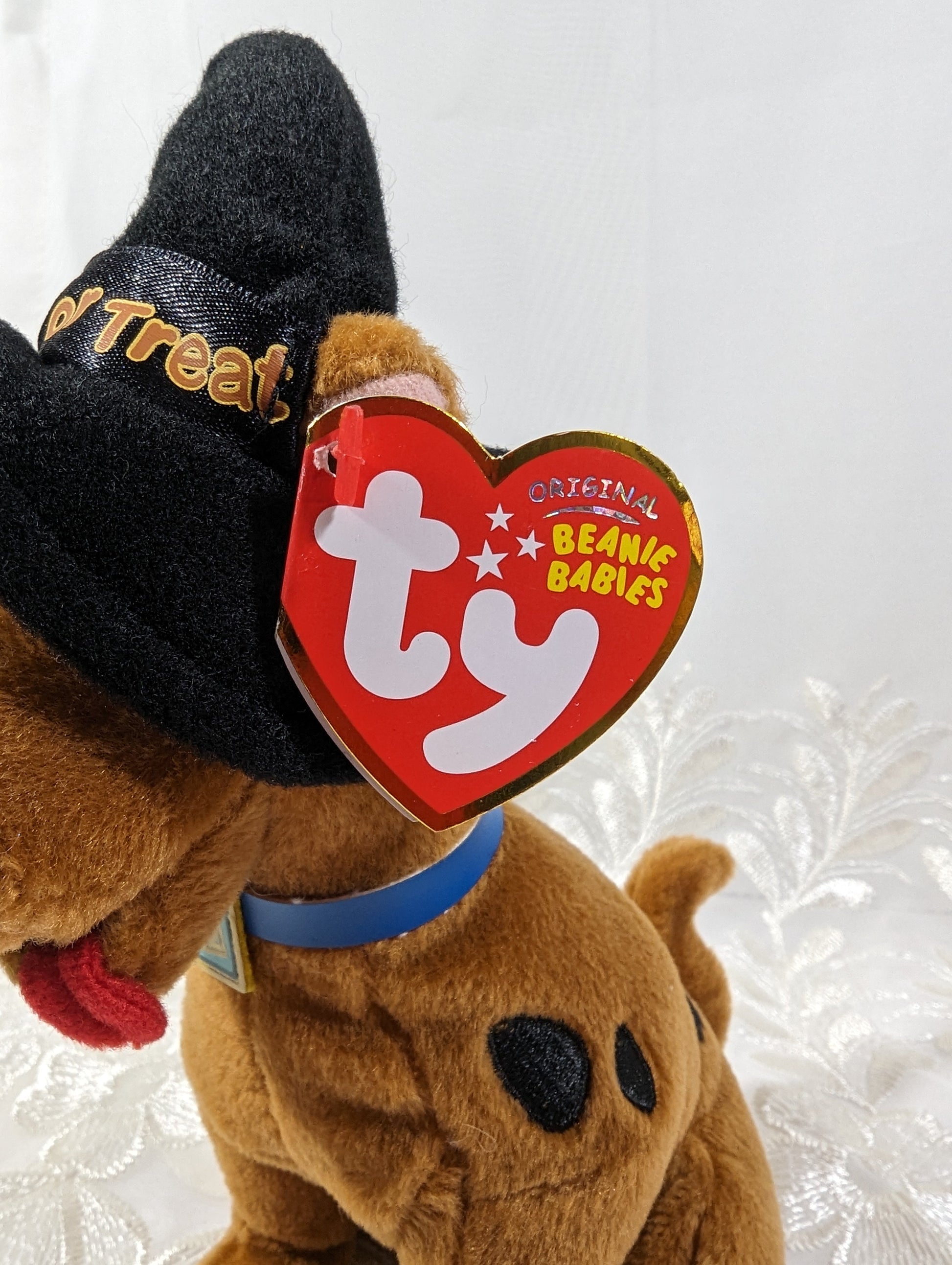 Ty Beanie Baby - Scooby - Doo the Dog with Halloween Witch Hat (7in) - Vintage Beanies Canada