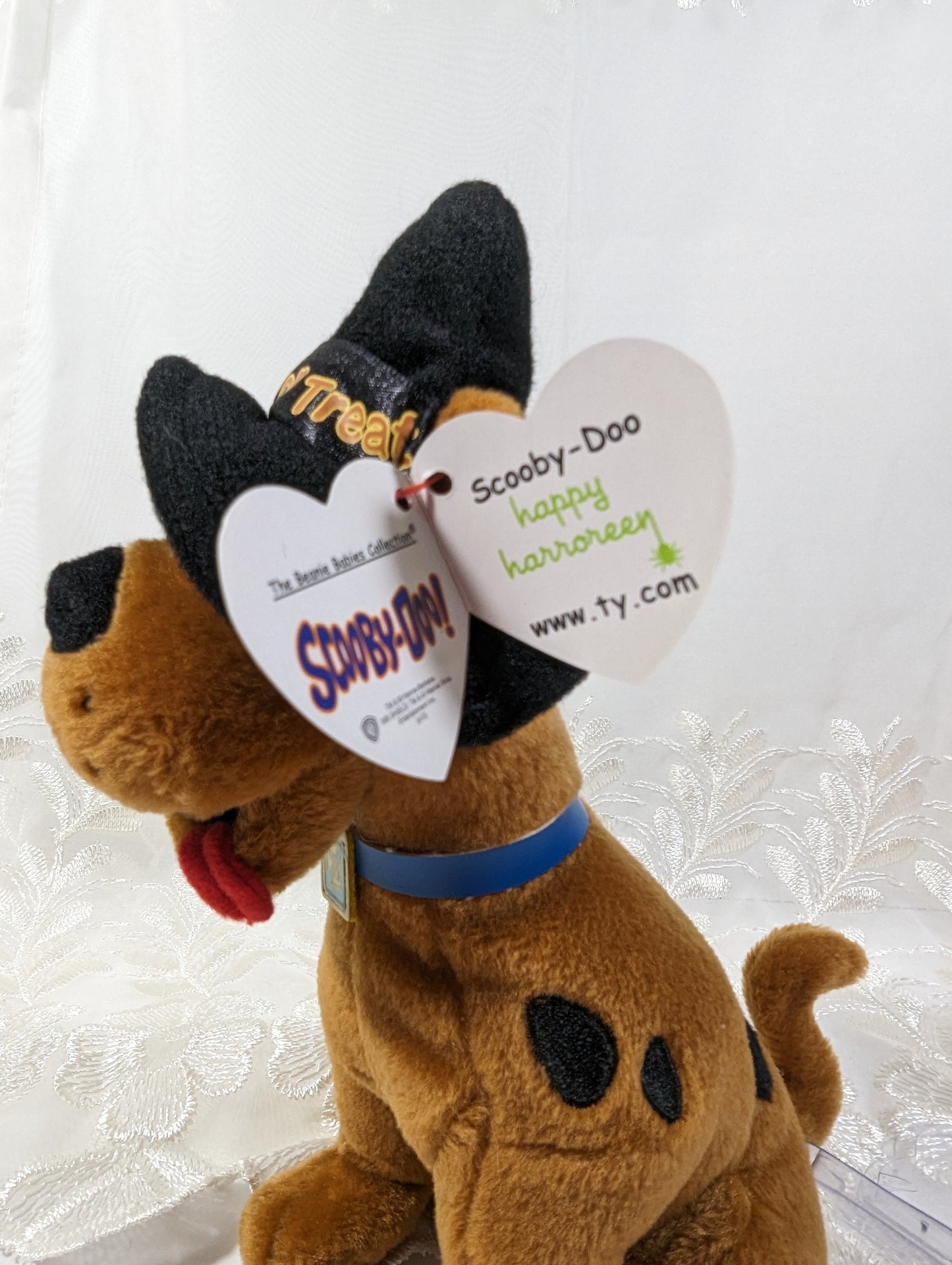 Ty Beanie Baby - Scooby - Doo the Dog with Halloween Witch Hat (7in) - Vintage Beanies Canada
