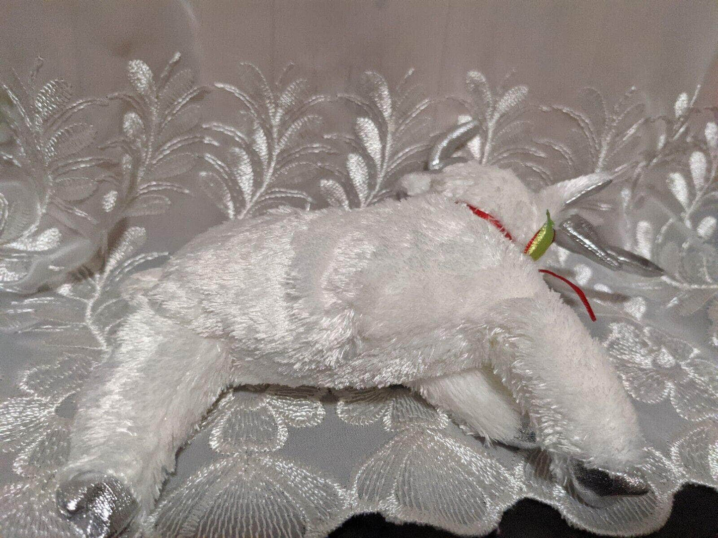 Ty Beanie Baby - Sleighbelle The White Reindeer (6in) - Vintage Beanies Canada