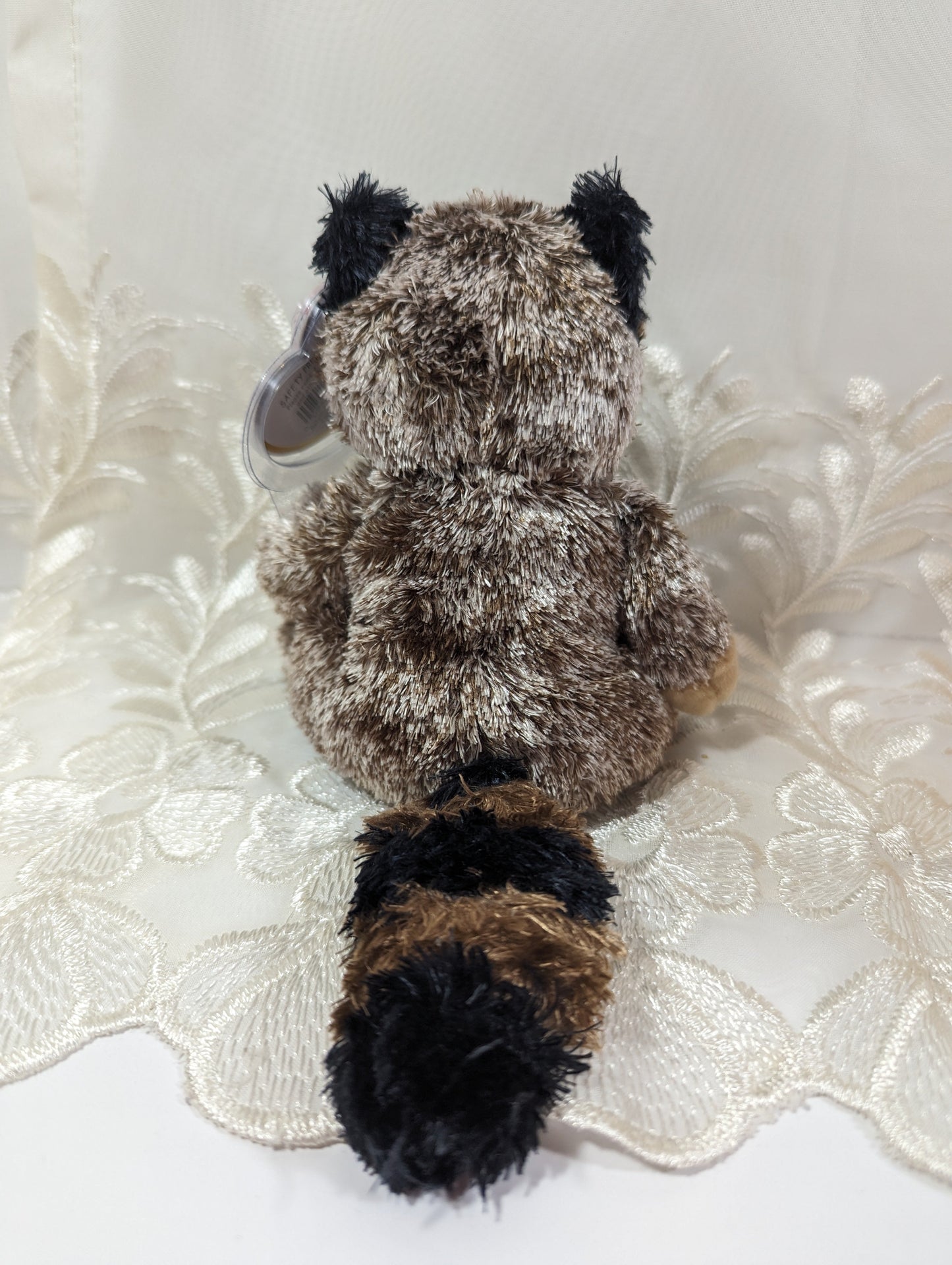 Ty Beanie Baby - Sneaks the Raccoon (5in) - Vintage Beanies Canada