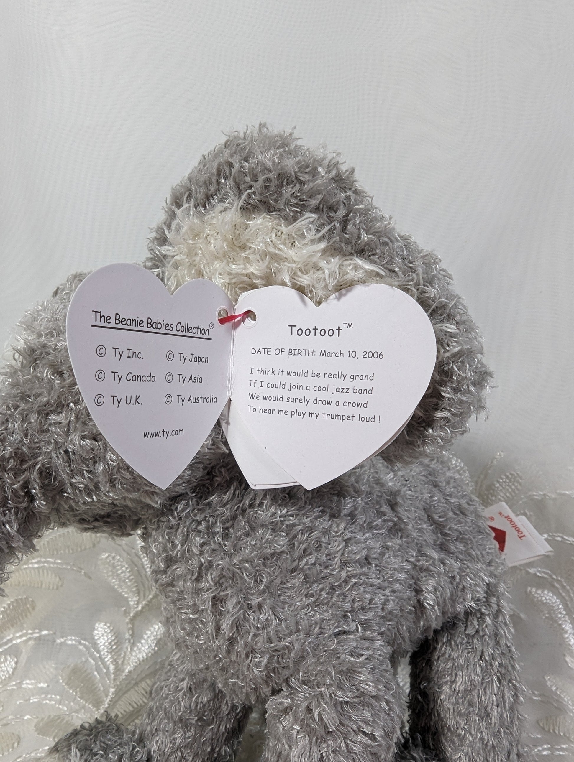 Ty Beanie Baby - Tootoot The Elephant (6in) - Vintage Beanies Canada