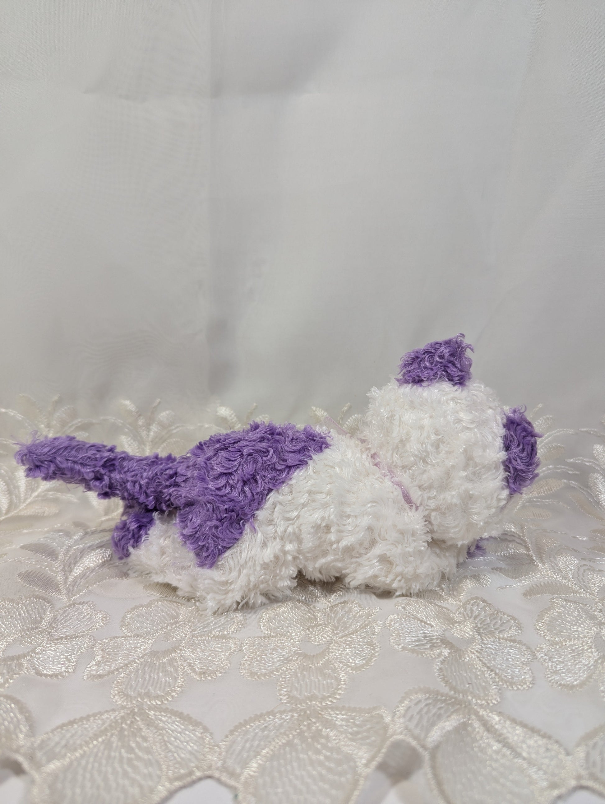 Ty Beanie Baby - Violetta the White and Purple Cat (6 in) No tag - Vintage Beanies Canada