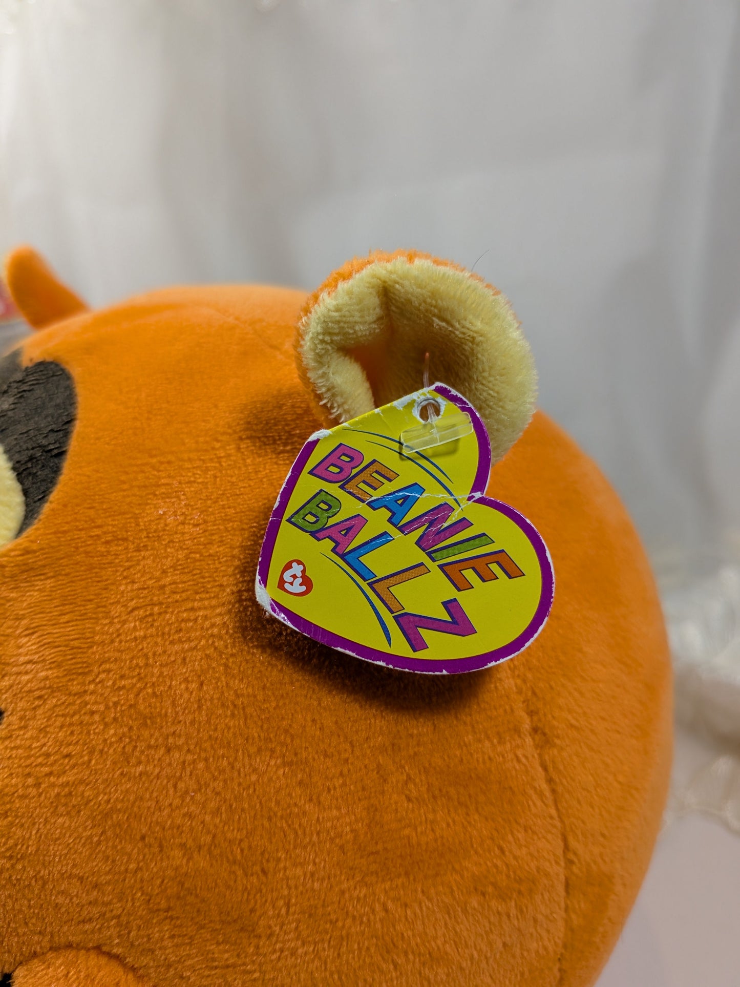 Ty Beanie Ballz - Tigger the tiger from Winnie the Pooh (8in) Non - mint Tag - Vintage Beanies Canada