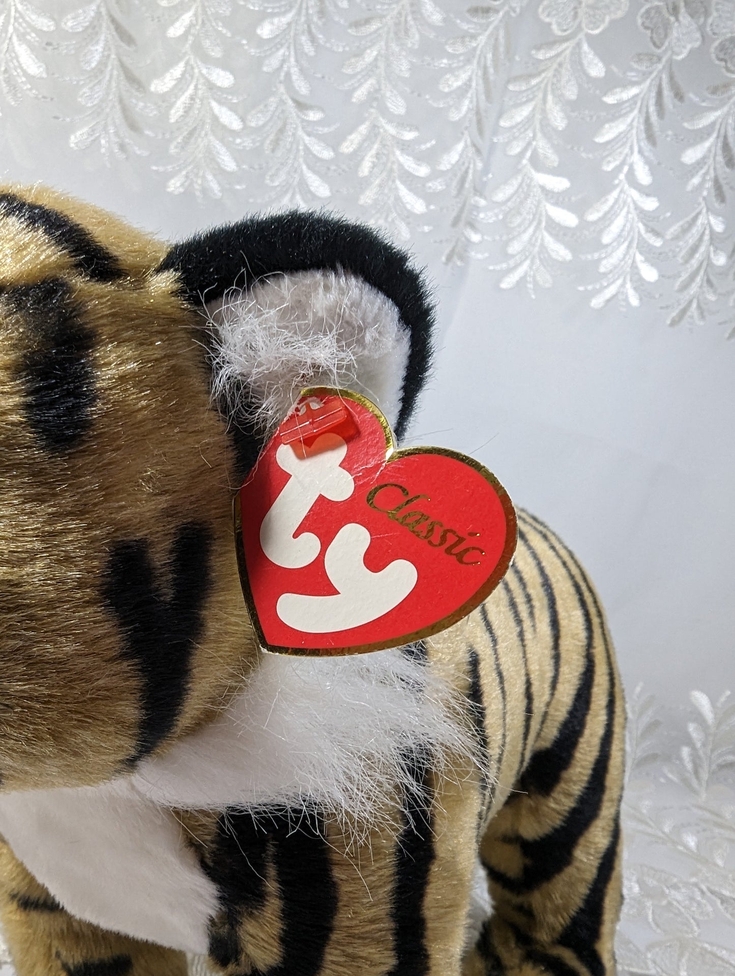 Ty Classic Collection - Dash the Tiger (13 in) Non - mint Tag - Vintage Beanies Canada