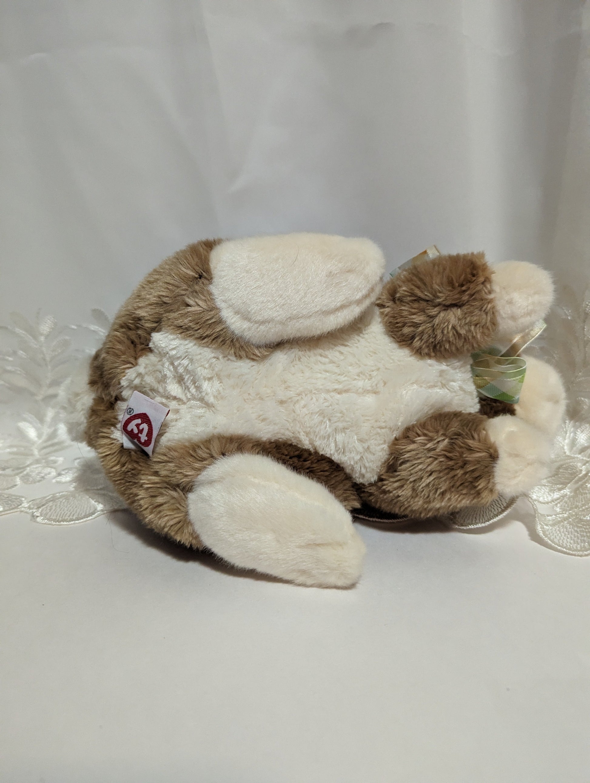 Ty Classic Collection - Fielding The Bunny (10in) - Vintage Beanies Canada