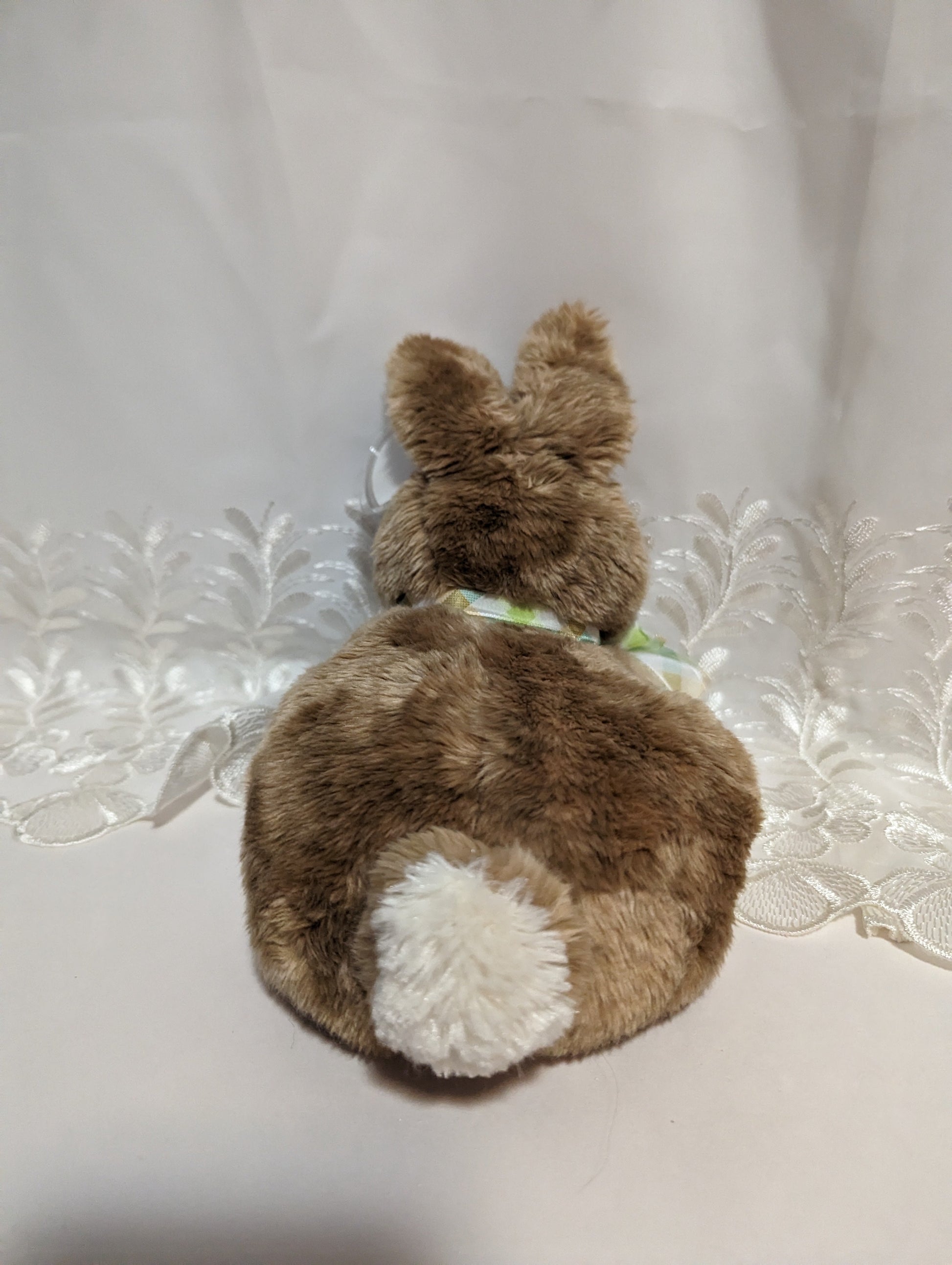 Ty Classic Collection - Fielding The Bunny (10in) - Vintage Beanies Canada