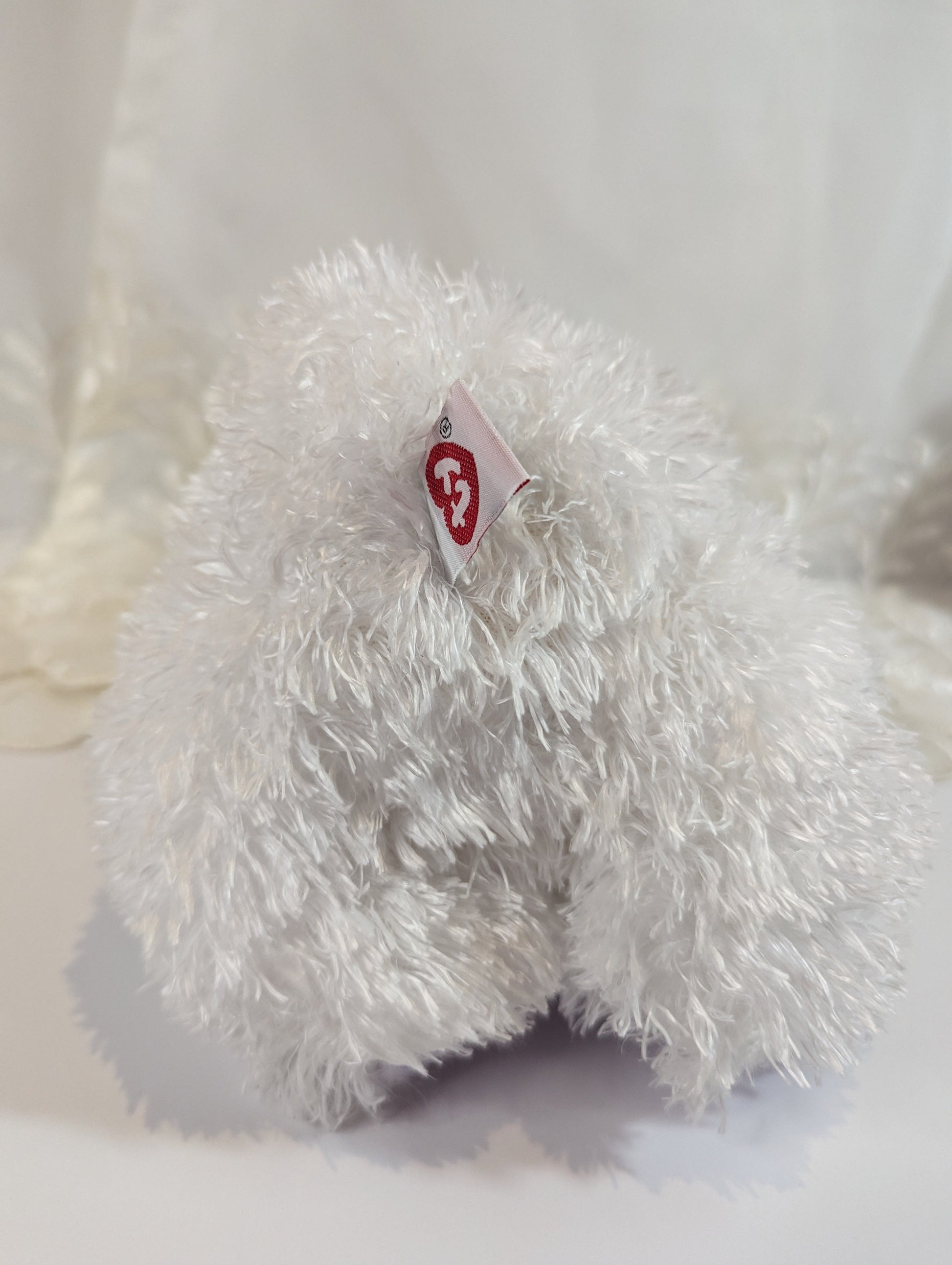 Ty Classic Collection - Mayfair The Bunny (9in) - Vintage Beanies Canada