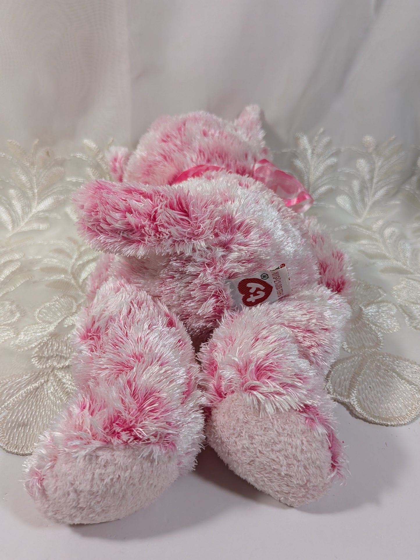 Ty Classic Collection - Meows the Adorable Pink Cat with Pink Bow (10 in) - Vintage Beanies Canada