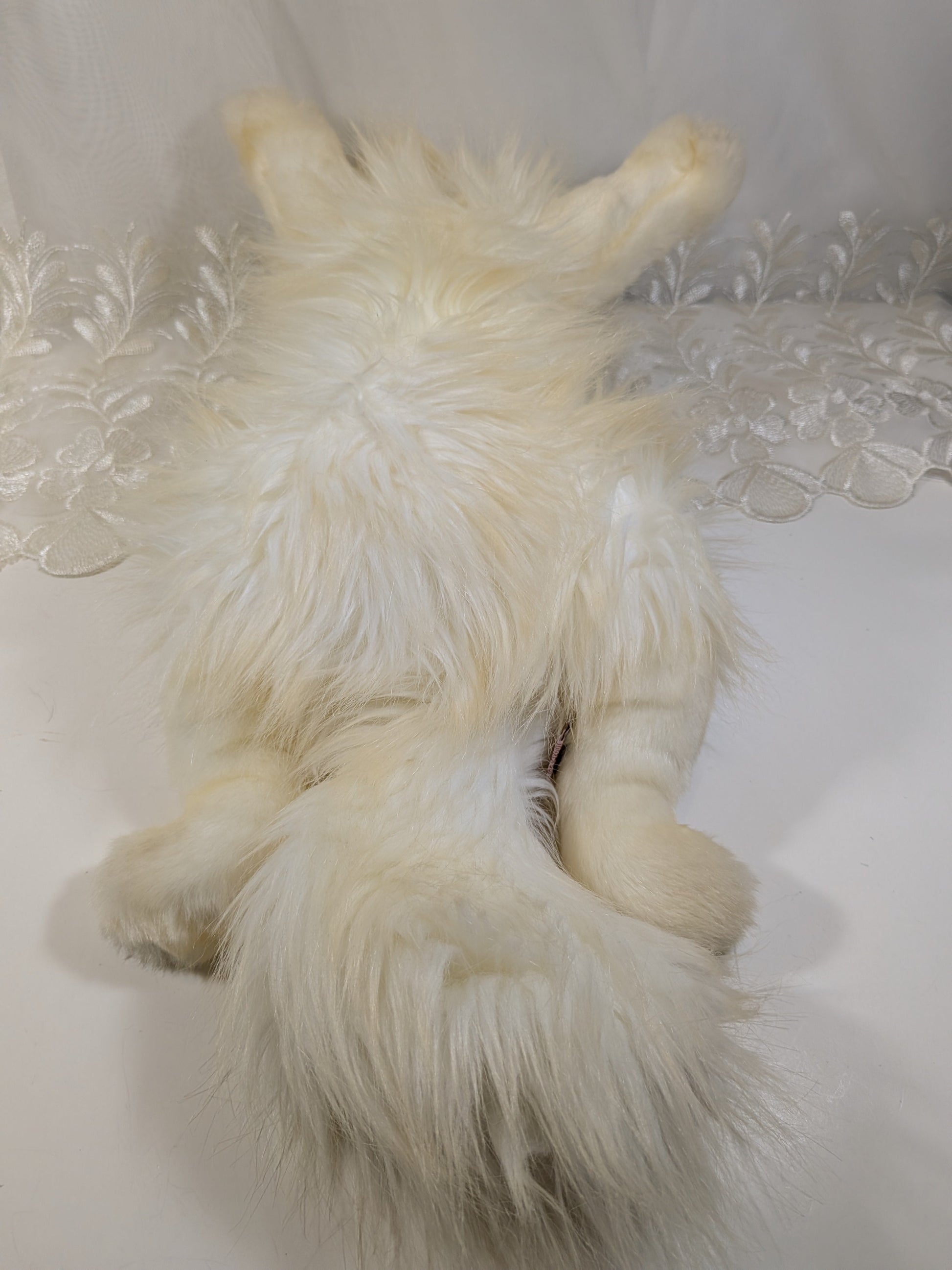 Ty Classic Collection - Peachy the Fluffy Cat (14 in) *Rare* Non - mint Hang Tag - Vintage Beanies Canada
