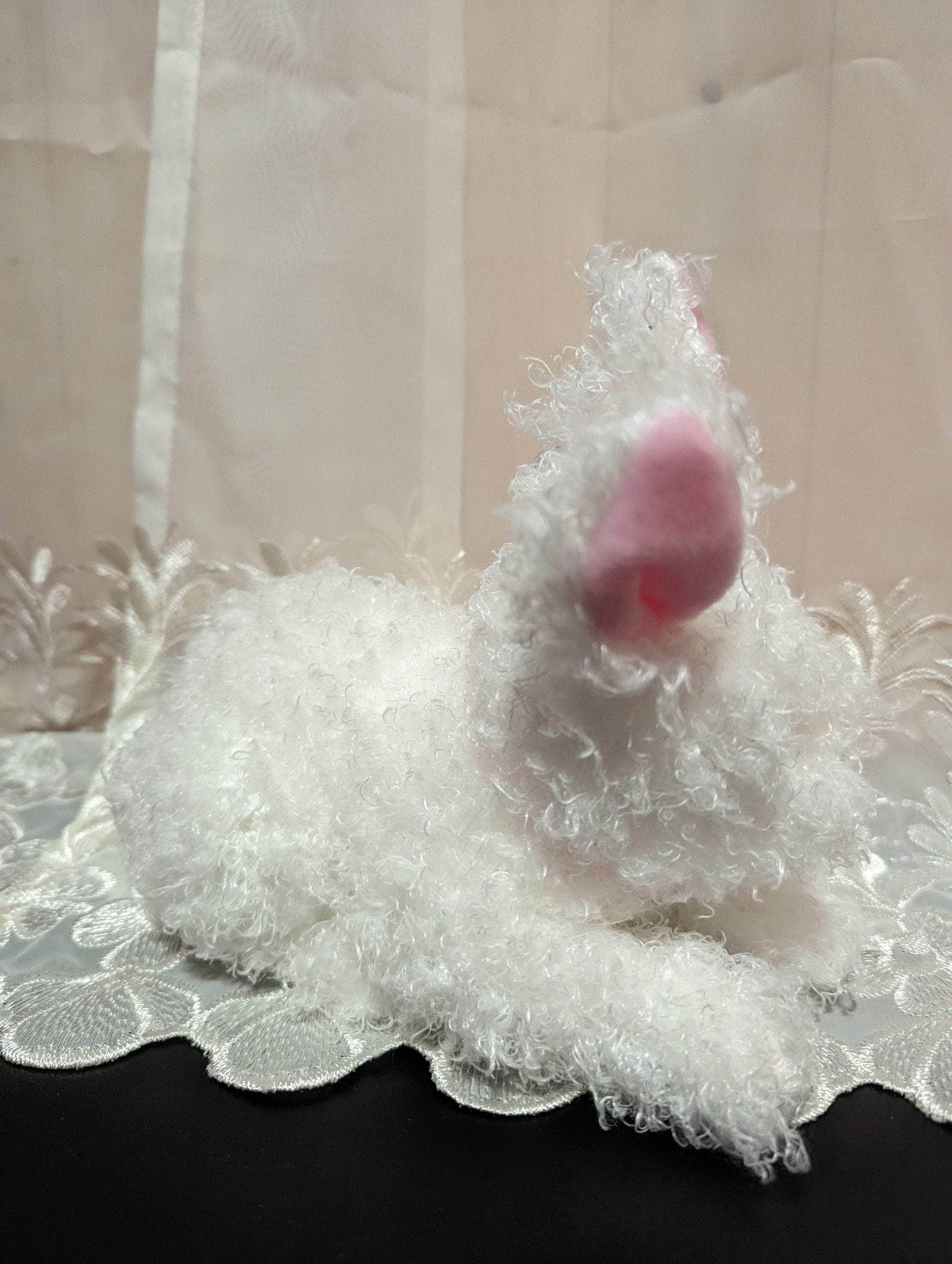 Ty Classic Collection - Presto The White Bunny Rabbit - Near Mint (9in) - Vintage Beanies Canada