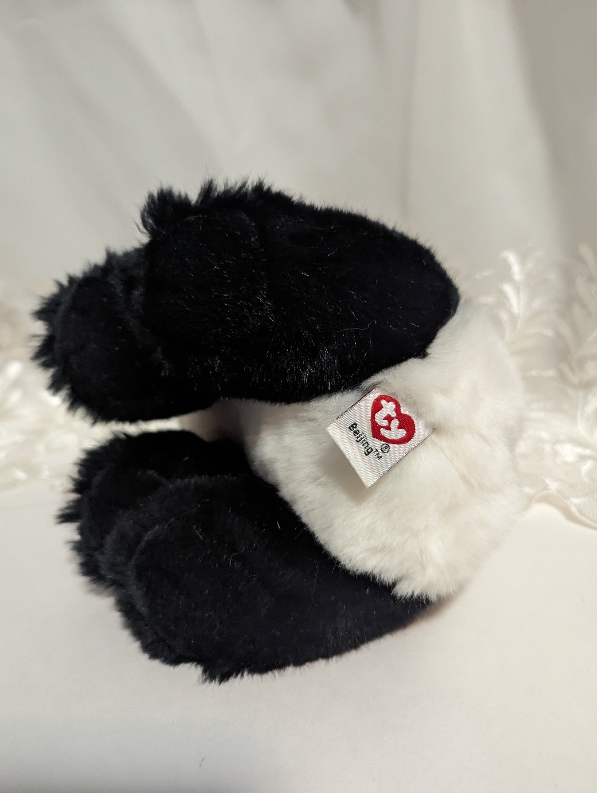 Ty Classic - Wild Wild Best - Beijing The Panda (10in) - Vintage Beanies Canada