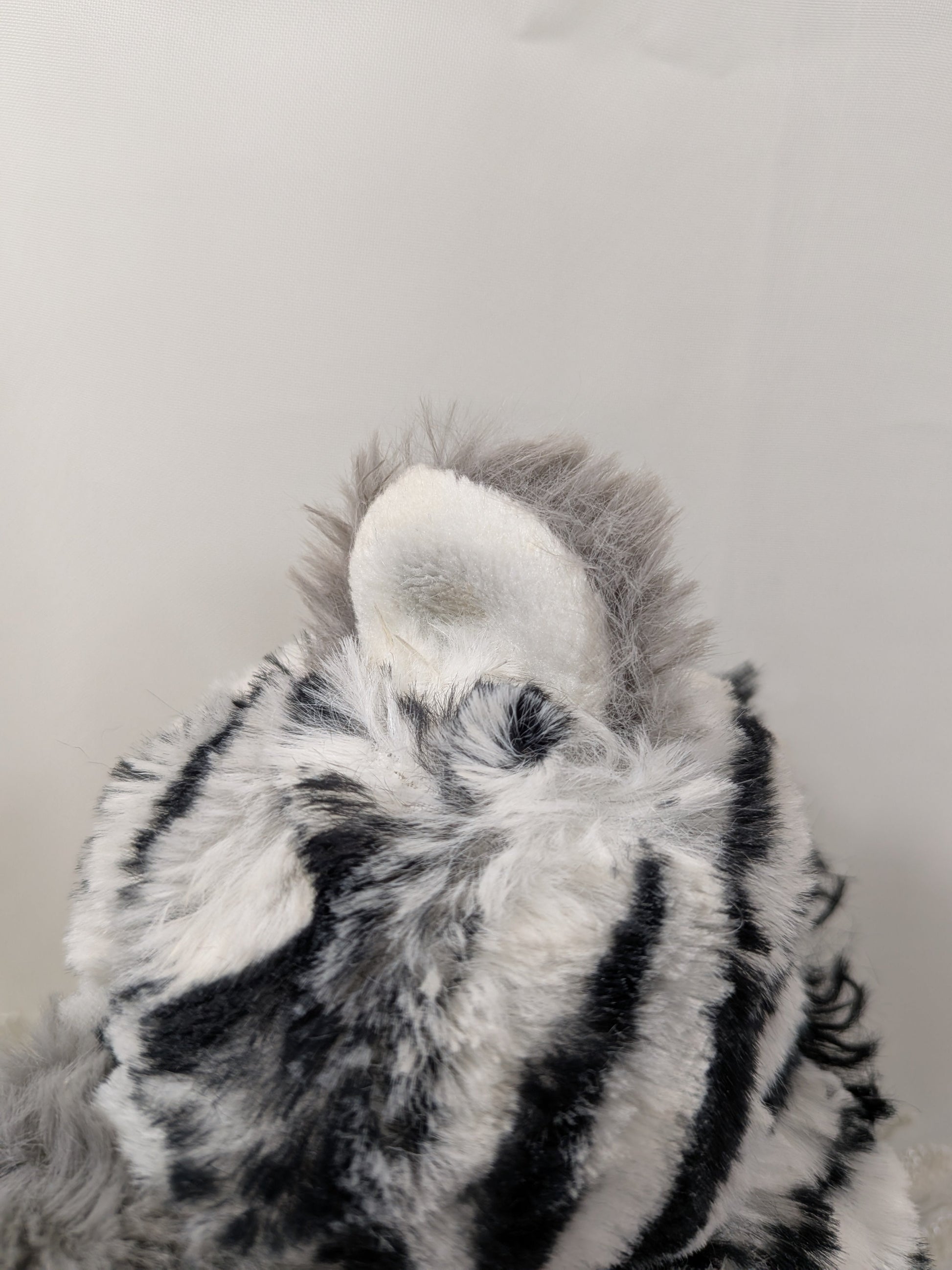 Ty Cuddlys - Zahari The Zebra (8 in) No Tag - Vintage Beanies Canada
