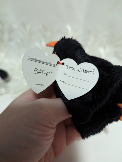 Ty Halloweenie Beanie - Bat-e The Black And Orange Halloween bat (3in) - Vintage Beanies Canada