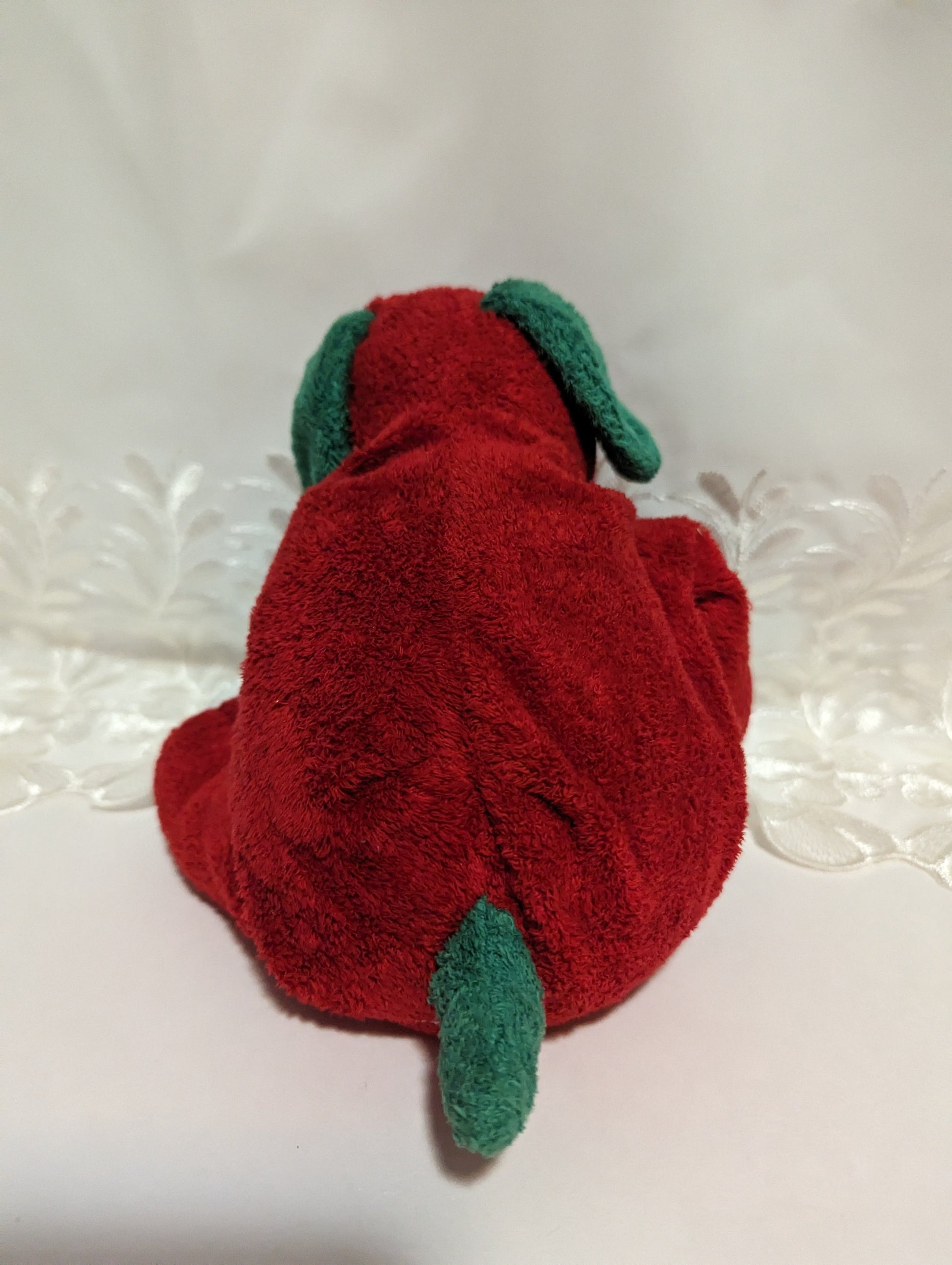Ty Pluffies - Jingles The Red Christmas Dog (10in) No Tag - Vintage Beanies Canada