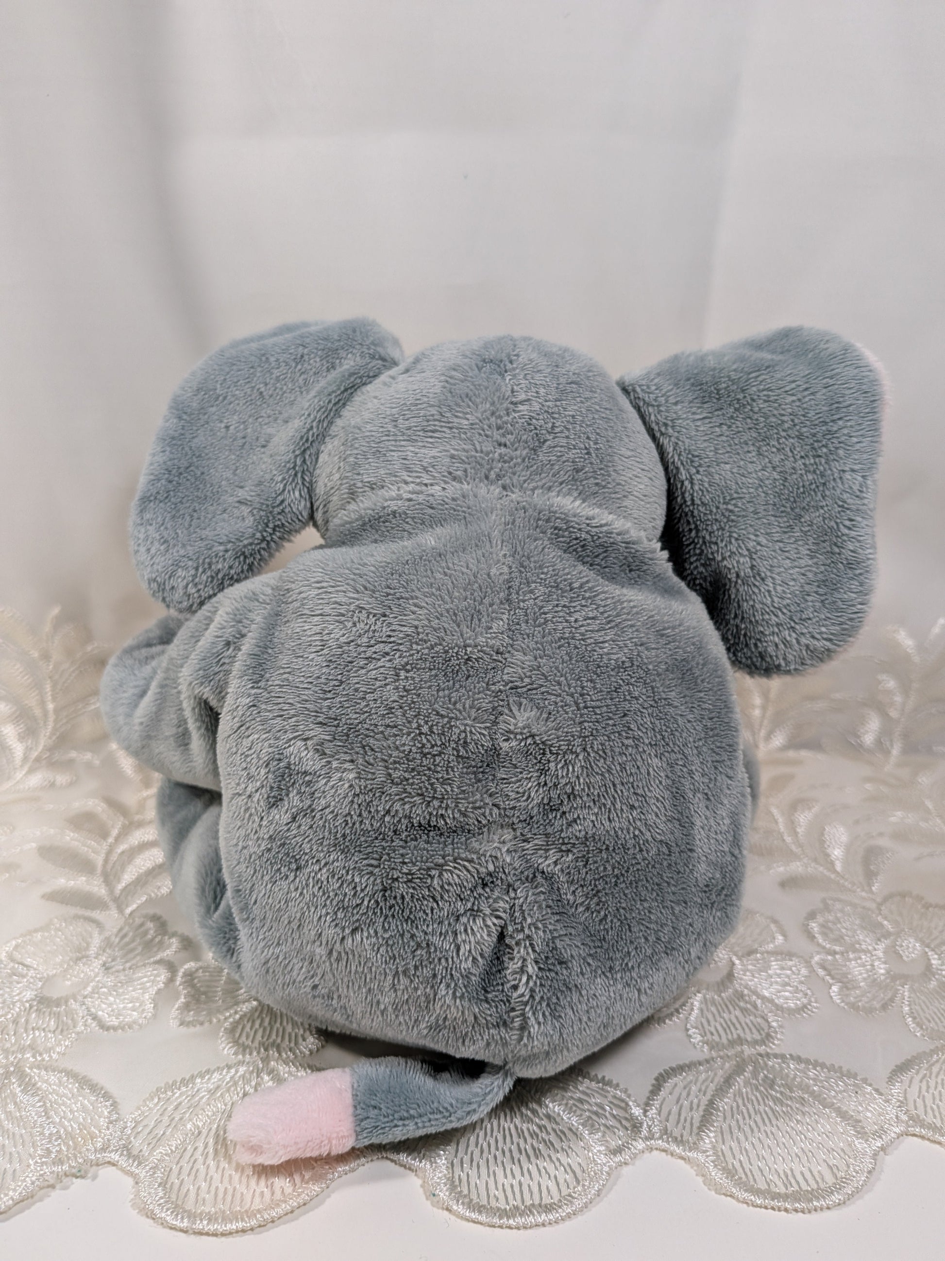 Ty Pluffies - Winks the elephant (8 in sitting) No Hang Tag - Vintage Beanies Canada