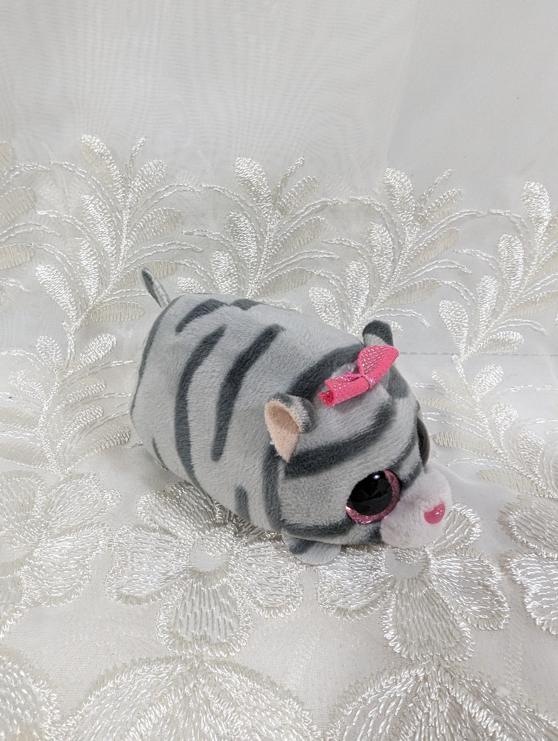 Ty Teeny Tys - Cassie the Gray Cat (3.5in) No tag - Vintage Beanies Canada